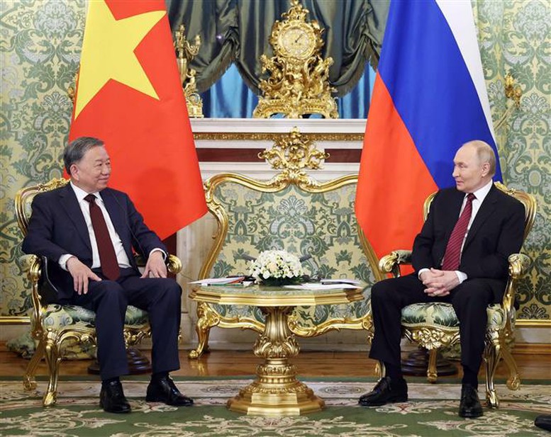 Tổng B&iacute; thư T&ocirc; L&acirc;m hội đ&agrave;m với Tổng thống Nga Vladimir Putin- Ảnh 2.