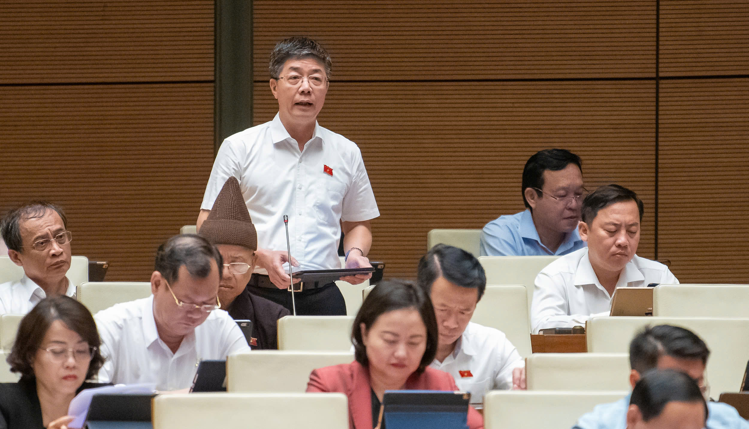 Không để doanh nghiệp Nhà nước đầu tư dàn trải, đổ xô vào bất động sản- Ảnh 3. Không để doanh nghiệp Nhà nước đầu tư dàn trải, đổ xô vào bất động sản- Ảnh 3.