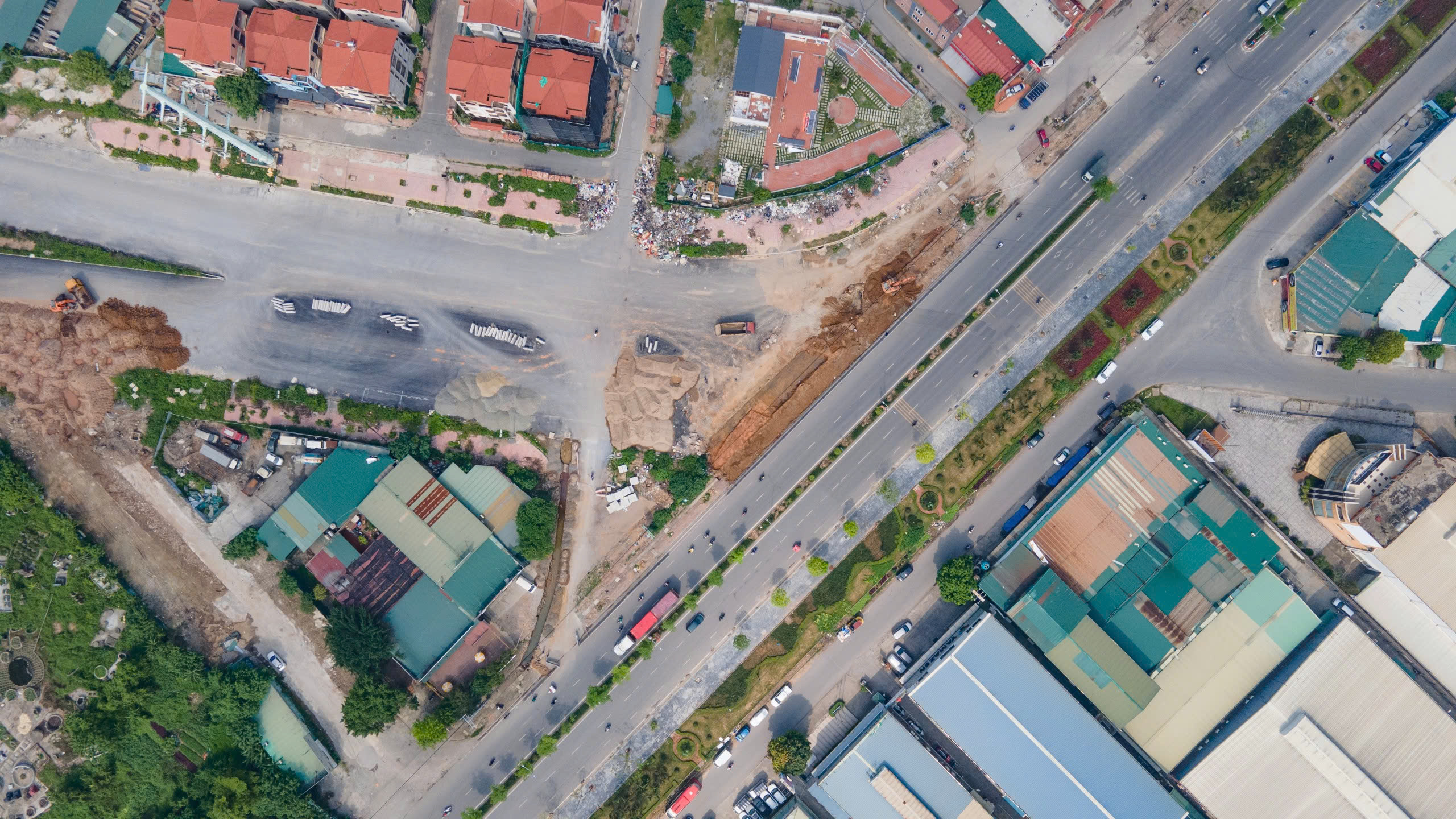 H&agrave; Nội: To&agrave;n cảnh thi c&ocirc;ng V&agrave;nh đai 3,5 đoạn qua huyện Ho&agrave;i Đức- Ảnh 1.