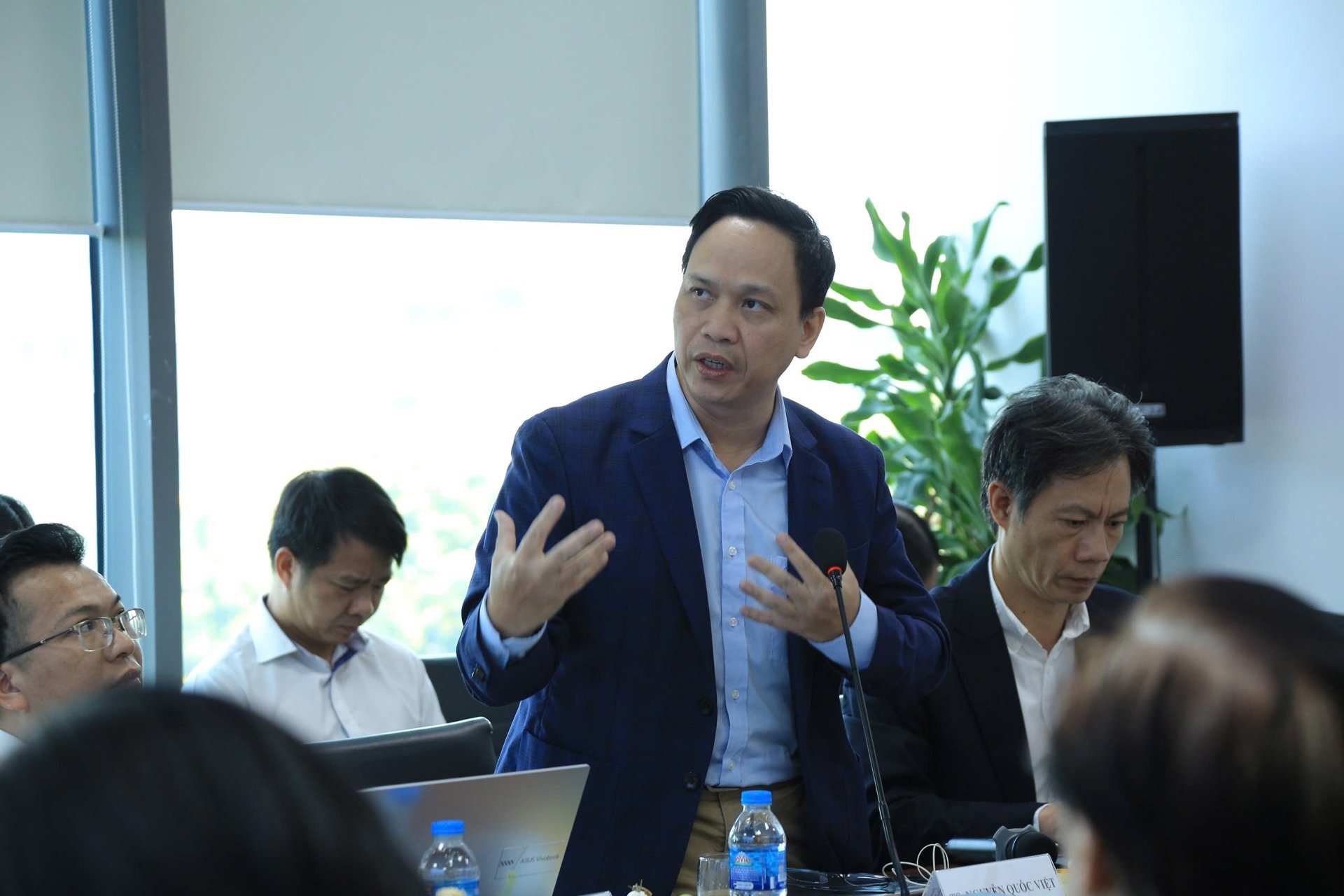 Cần mạnh dạn giao việc v&agrave; tạo điều kiện cho doanh nghiệp tư nh&acirc;n trong nước- Ảnh 1.