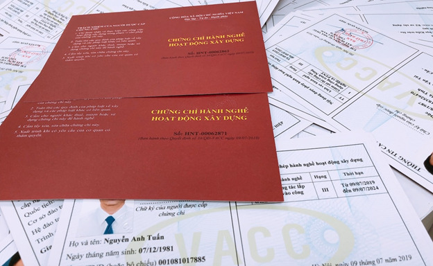 Hiệp hội c&aacute;c Nh&agrave; thầu x&acirc;y dựng v&agrave; Hội Cấp tho&aacute;t nước được cấp chứng chỉ h&agrave;nh nghề x&acirc;y dựng- Ảnh 1.