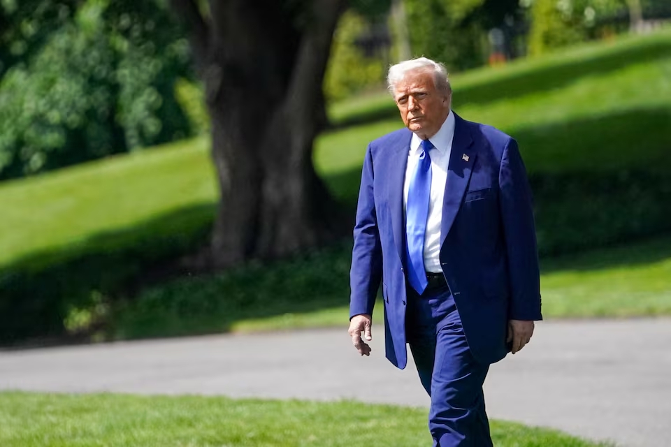 &Ocirc;ng Trump tuy&ecirc;n bố Mỹ sẽ nhận qu&agrave; tặng m&aacute;y bay trị gi&aacute; 400 triệu USD từ Qatar- Ảnh 1.