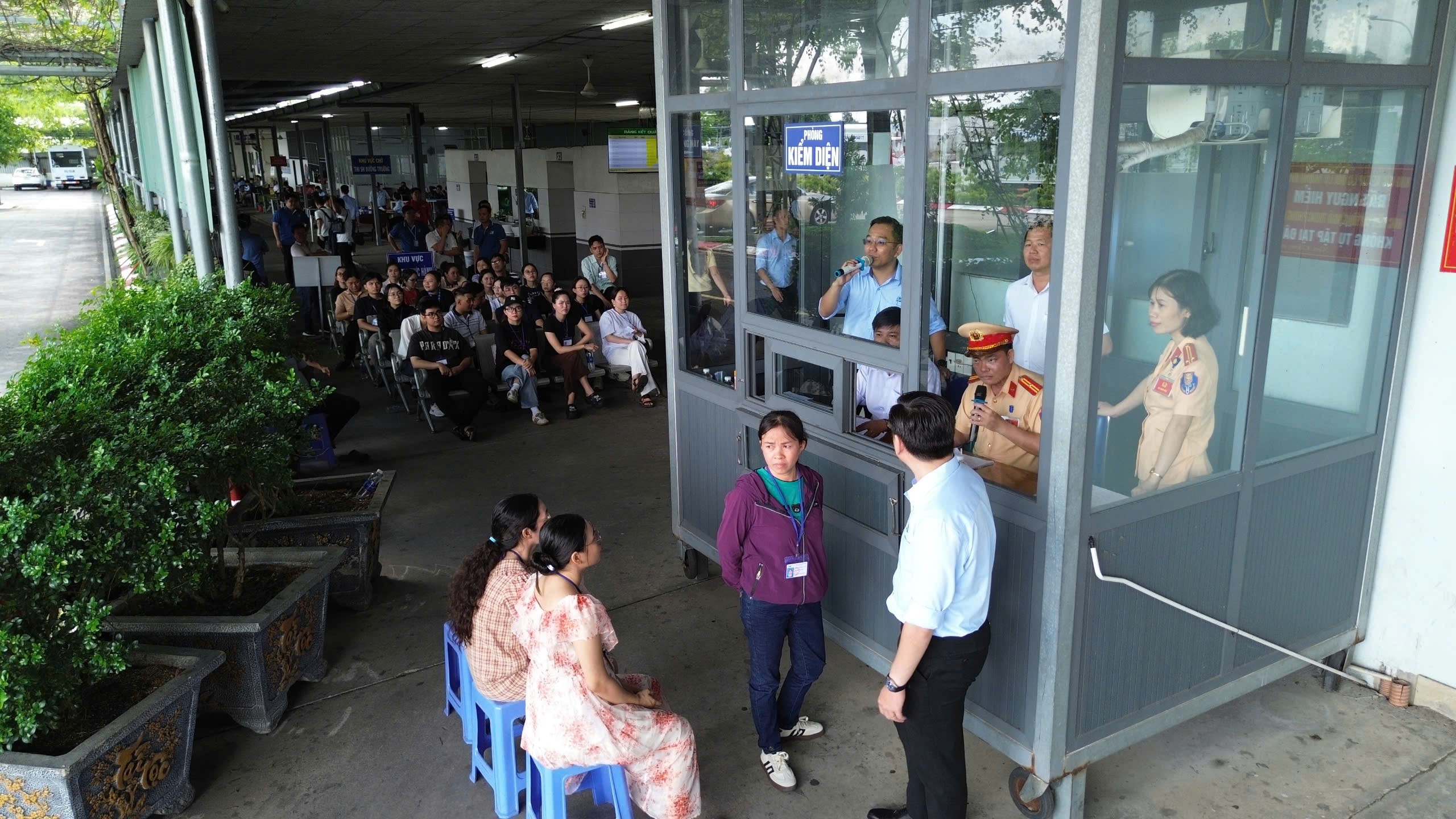 500 học vi&ecirc;n dự kỳ s&aacute;t hạch cấp giấy ph&eacute;p l&aacute;i xe đầu ti&ecirc;n do CSGT TP.HCM tổ chức- Ảnh 9.