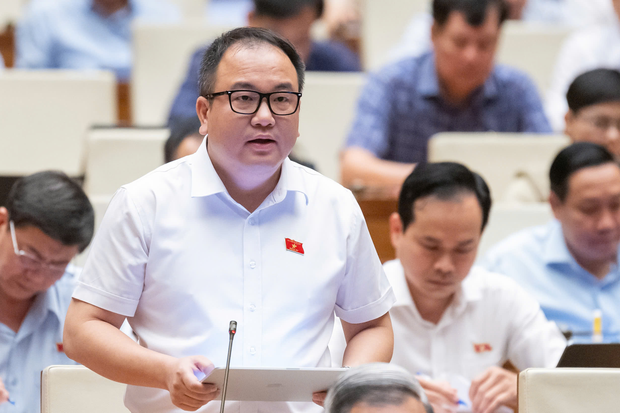 Băn khoăn bỏ quyền chất vấn Ch&aacute;nh &aacute;n, Viện trưởng kiểm s&aacute;t của đại biểu HĐND- Ảnh 4.