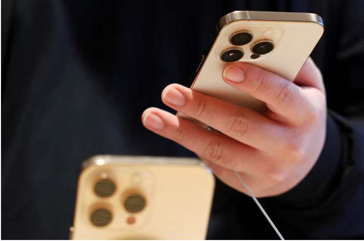 Các trang TMĐT Trung Quốc đồng loạt giảm giá "sập sàn" iPhone 16- Ảnh 1. Các trang TMĐT Trung Quốc đồng loạt giảm giá "sập sàn" iPhone 16- Ảnh 1.