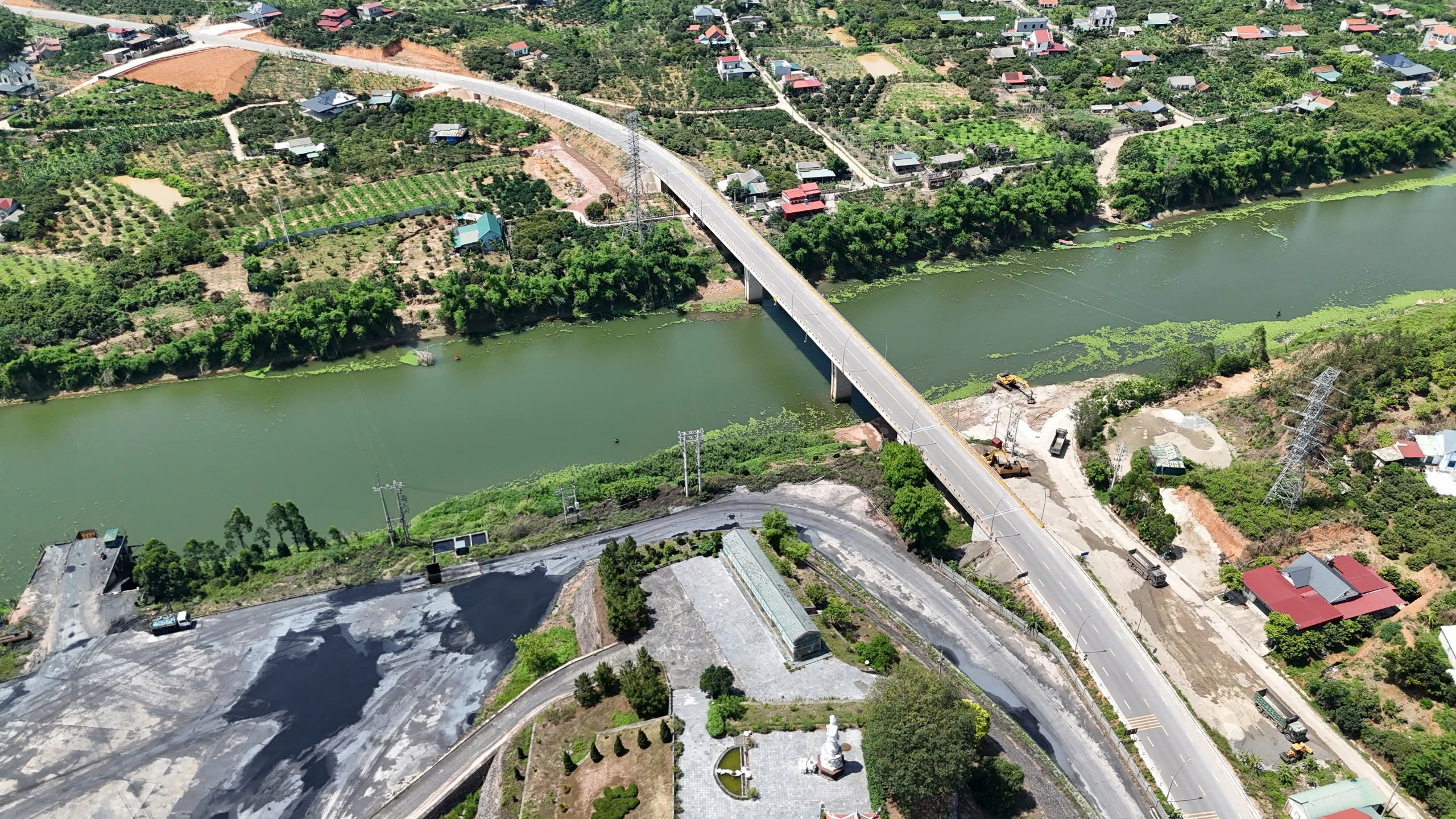 Sắp mở tuyến đường nối khu công nghiệp Lạng Sơn với cảng đường sông tại Bắc Giang- Ảnh 12. Sắp mở tuyến đường nối khu công nghiệp Lạng Sơn với cảng đường sông tại Bắc Giang- Ảnh 12.