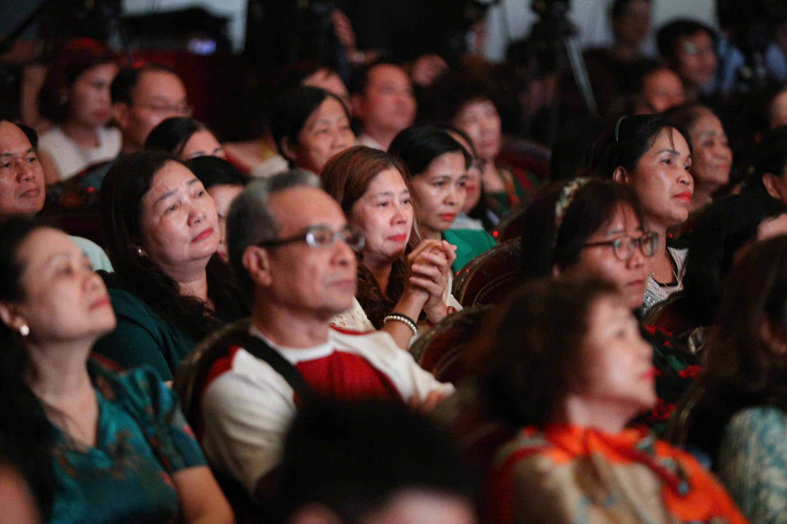 X&uacute;c động chương tr&igrave;nh nghệ thuật đặc biệt &ldquo;Qu&agrave; th&aacute;ng 5 d&acirc;ng Người&rdquo;- Ảnh 7.