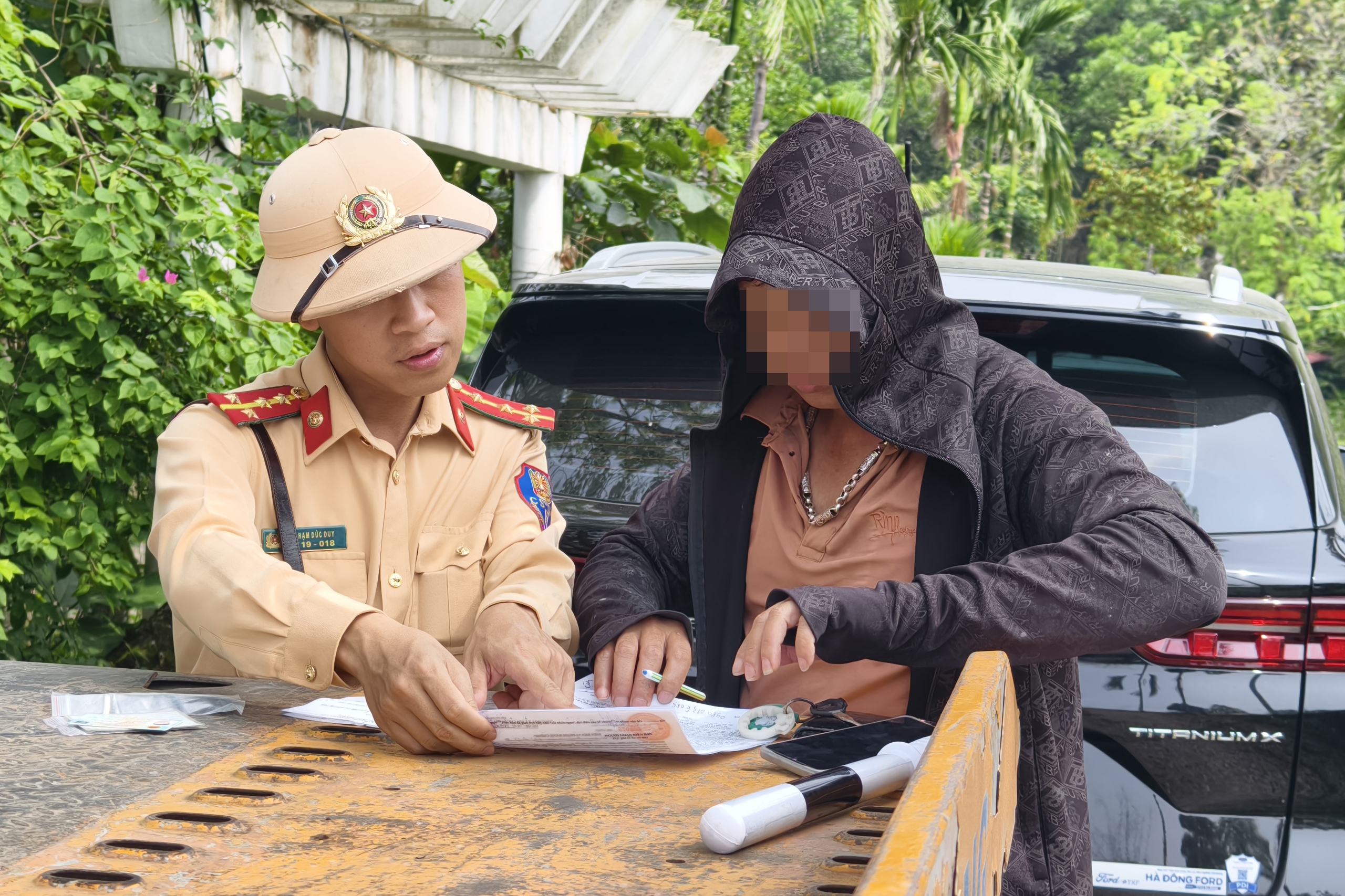 Hà Nội: Nhiều tài xế chạy quá tốc độ bị phạt nặng- Ảnh 10. Hà Nội: Nhiều tài xế chạy quá tốc độ bị phạt nặng- Ảnh 10.