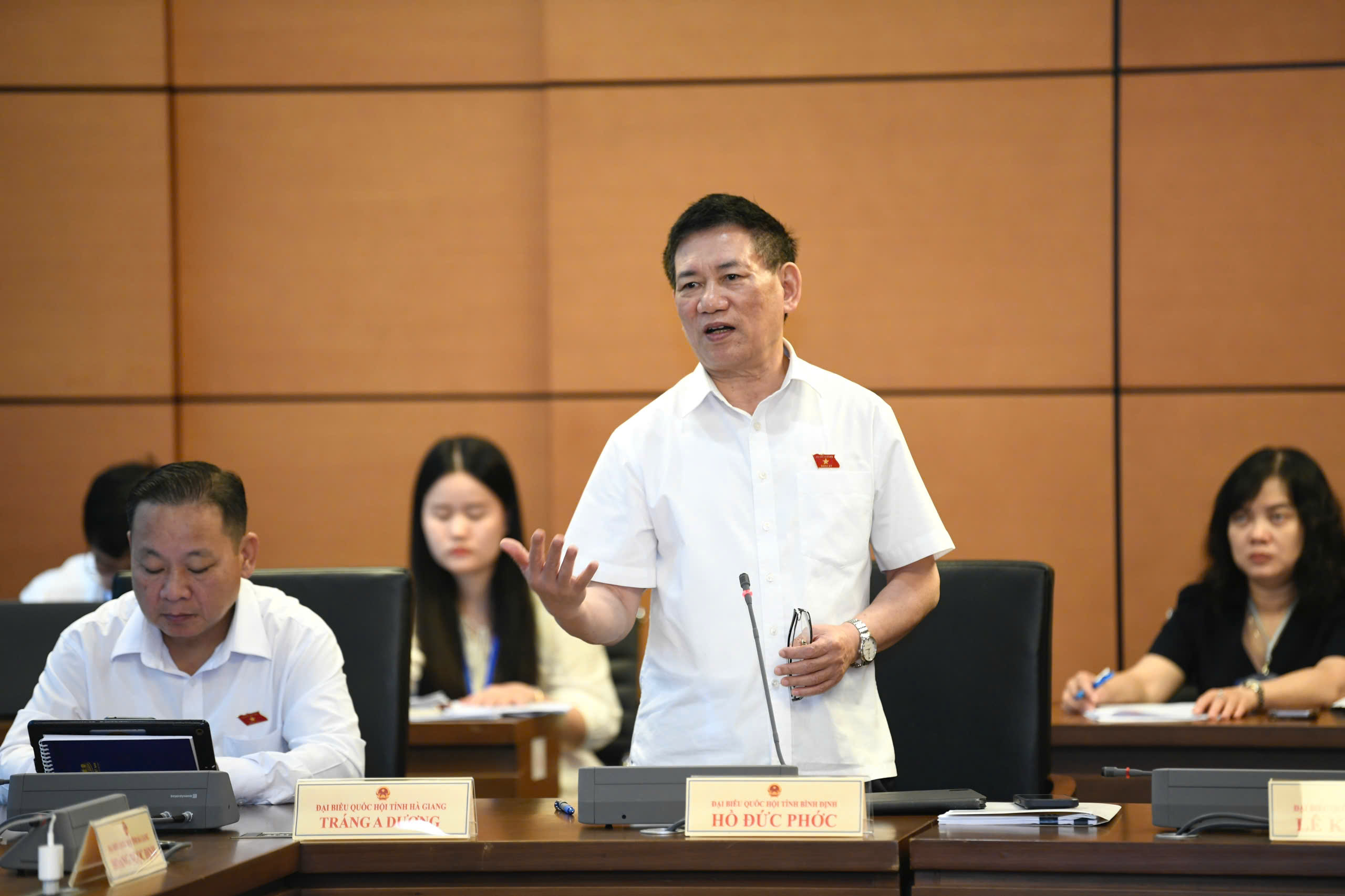 Ph&oacute; Thủ tướng: Y&ecirc;u cầu doanh nghiệp vừa, nhỏ đấu thầu dự &aacute;n 20 tỷ đồng th&igrave; kh&oacute; thực hiện- Ảnh 2.