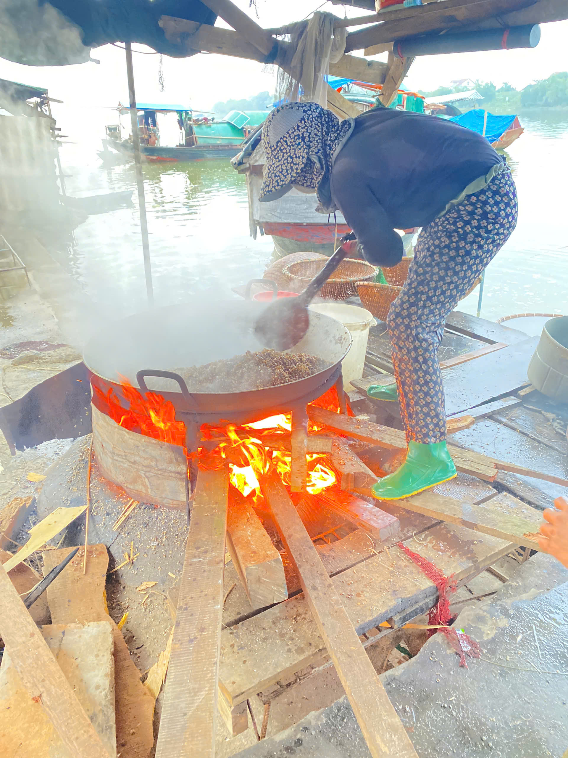 Giữ g&igrave;n l&agrave;ng nghề truyền thống 300 năm, H&agrave; Tĩnh hướng tới du lịch bền vững- Ảnh 6.