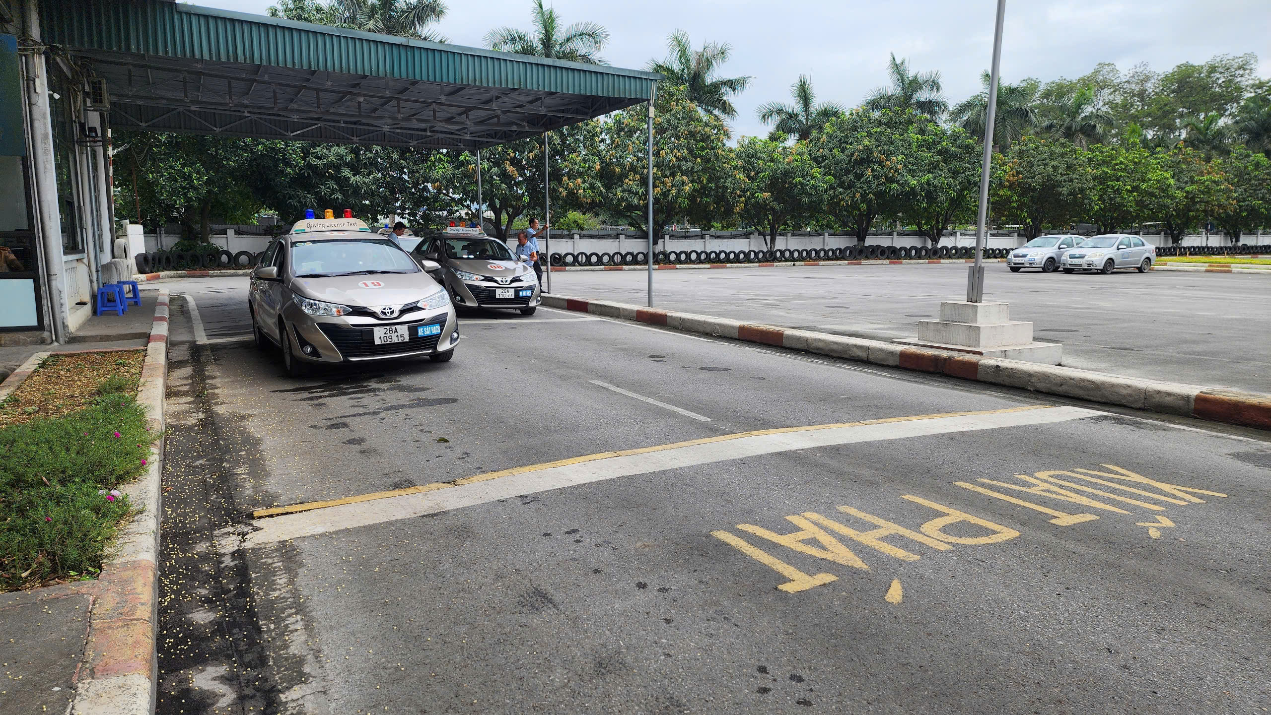 CSGT H&ograve;a B&igrave;nh lần đầu tổ chức s&aacute;t hạch GPLX &ocirc; t&ocirc;- Ảnh 27.