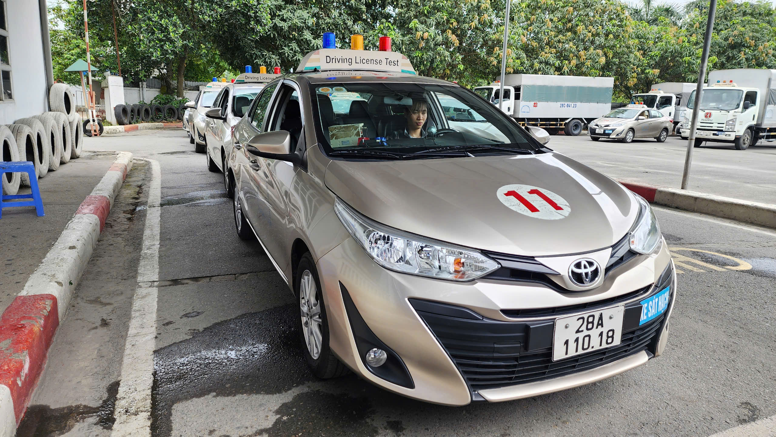 CSGT H&ograve;a B&igrave;nh lần đầu tổ chức s&aacute;t hạch GPLX &ocirc; t&ocirc;- Ảnh 5.