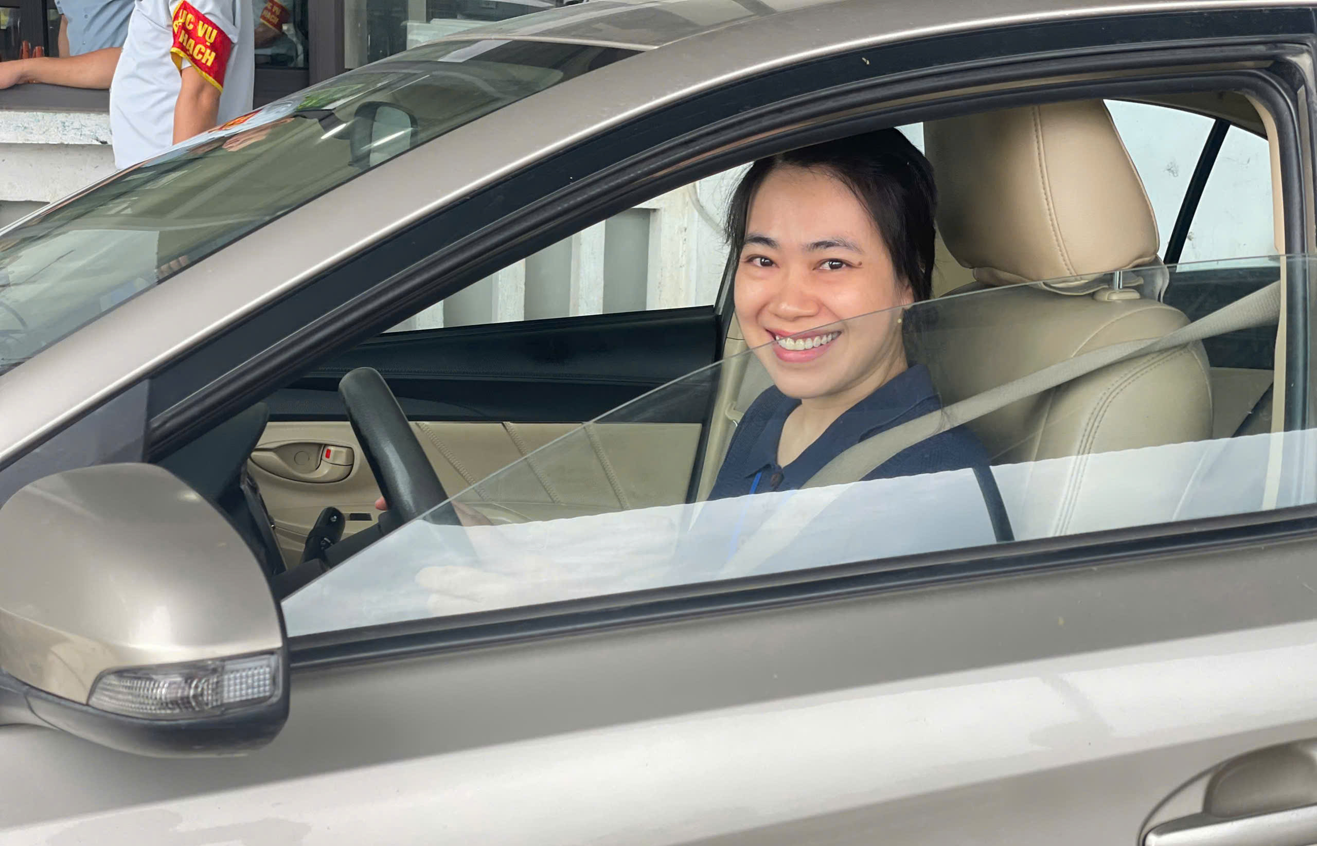 CSGT H&ograve;a B&igrave;nh lần đầu tổ chức s&aacute;t hạch GPLX &ocirc; t&ocirc;- Ảnh 24.