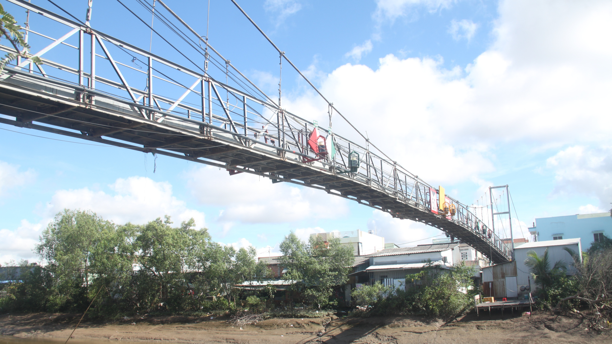 Bạc Liêu: Chuẩn bị sửa chữa cầu treo Trà Kha B sau phản ánh Báo Xây dựng- Ảnh 1. Bạc Liêu: Chuẩn bị sửa chữa cầu treo Trà Kha B sau phản ánh Báo Xây dựng- Ảnh 1.