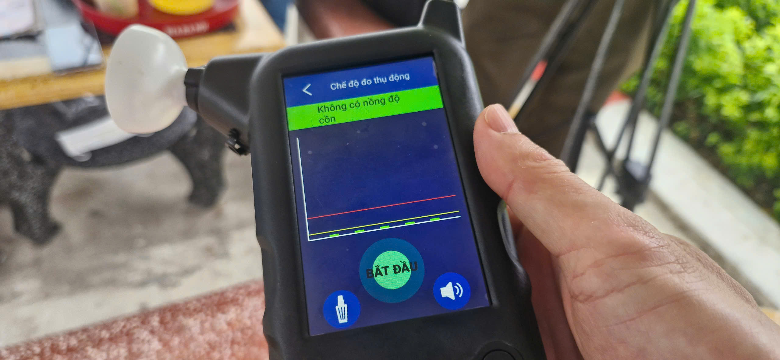 Kỳ s&aacute;t hạch l&aacute;i xe đầu ti&ecirc;n do CSGT Lạng Sơn tổ chức: Kiểm tra nồng độ cồn tất cả th&iacute; sinh- Ảnh 9.