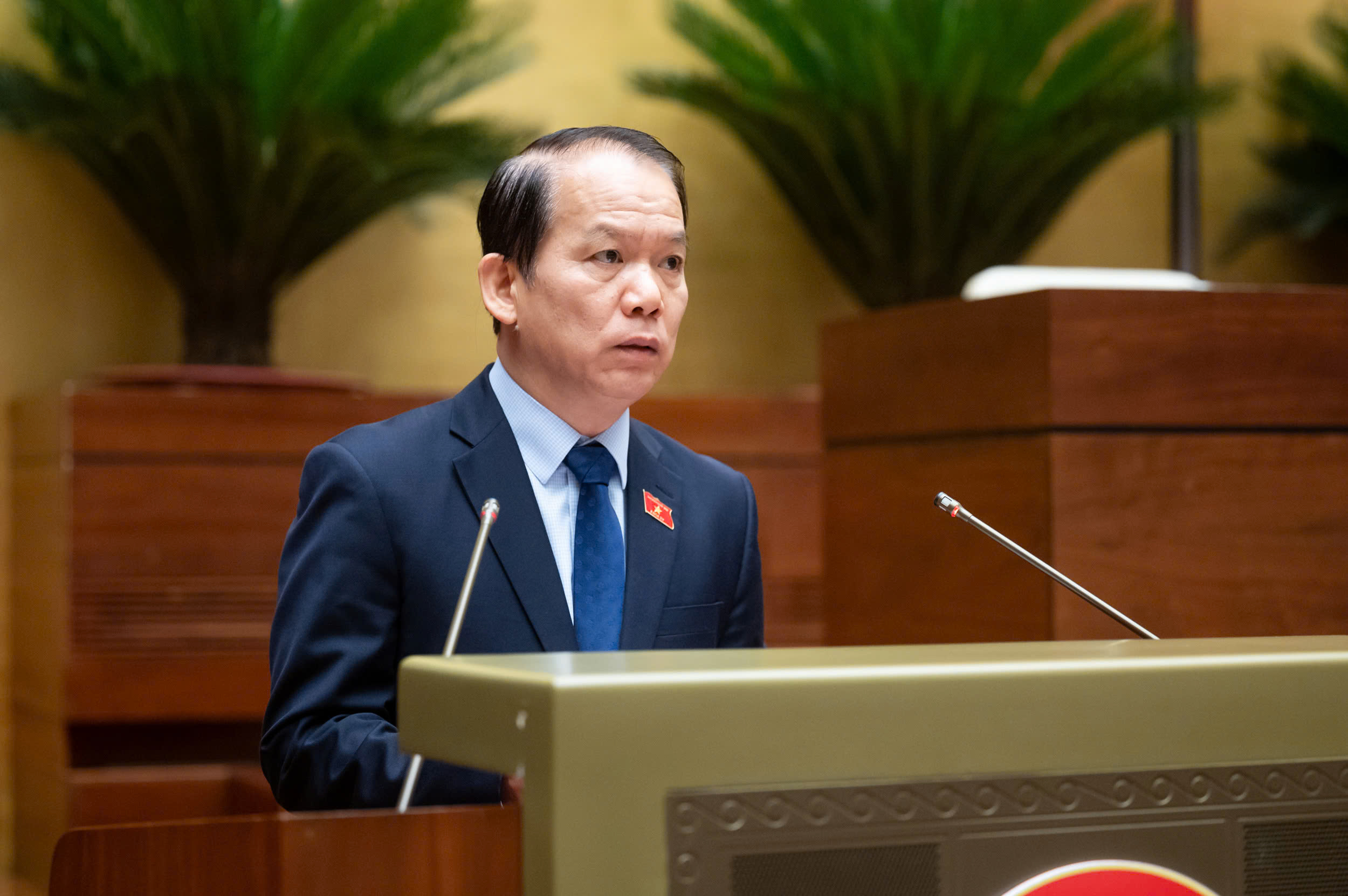 Bộ trưởng Tư ph&aacute;p l&yacute; giải quy định nới lỏng ch&iacute;nh s&aacute;ch nhập tịch- Ảnh 3.