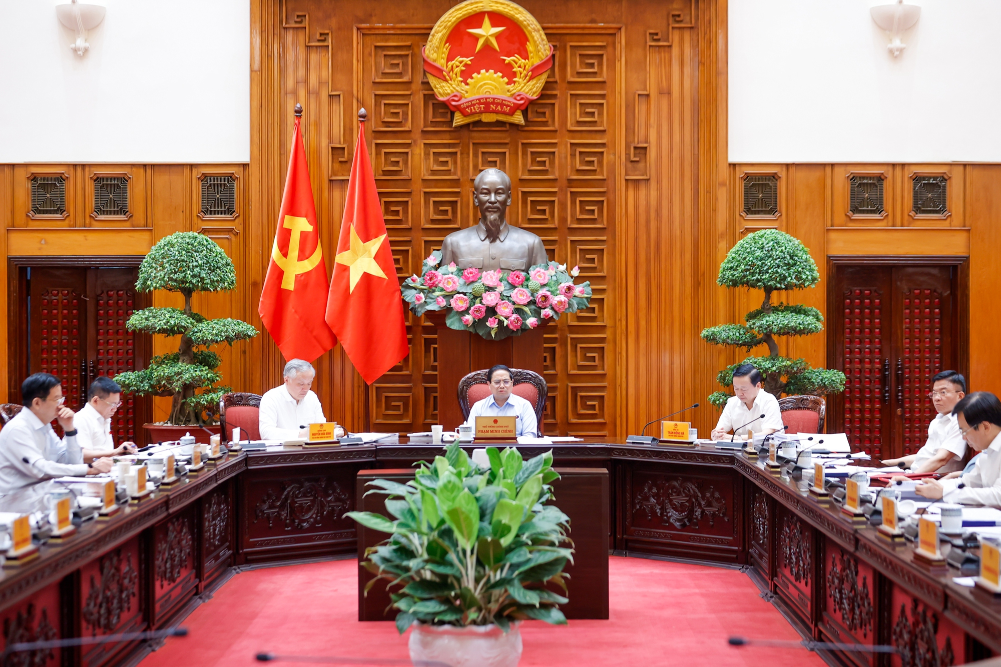 Thủ tướng chỉ r&otilde; 2 khả năng khi bu&ocirc;n lậu, l&agrave;m h&agrave;ng trăm tấn h&agrave;ng giả m&agrave; kh&ocirc;ng ai biết- Ảnh 2.