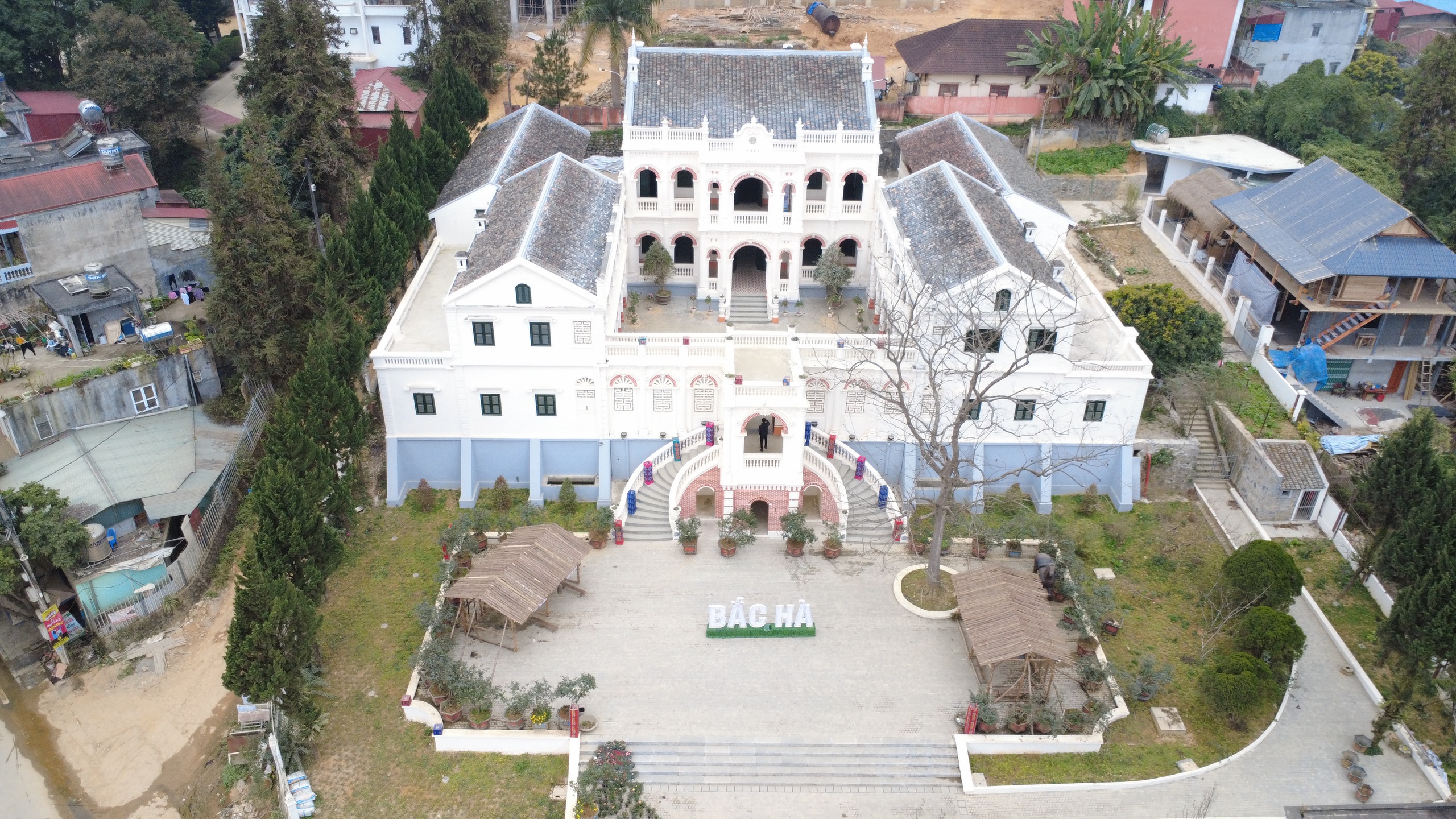 Đến Bắc H&agrave; kh&aacute;m ph&aacute; thi&ecirc;n đường thung lũng hoa, thưởng thức đặc sản thắng cố- Ảnh 13.