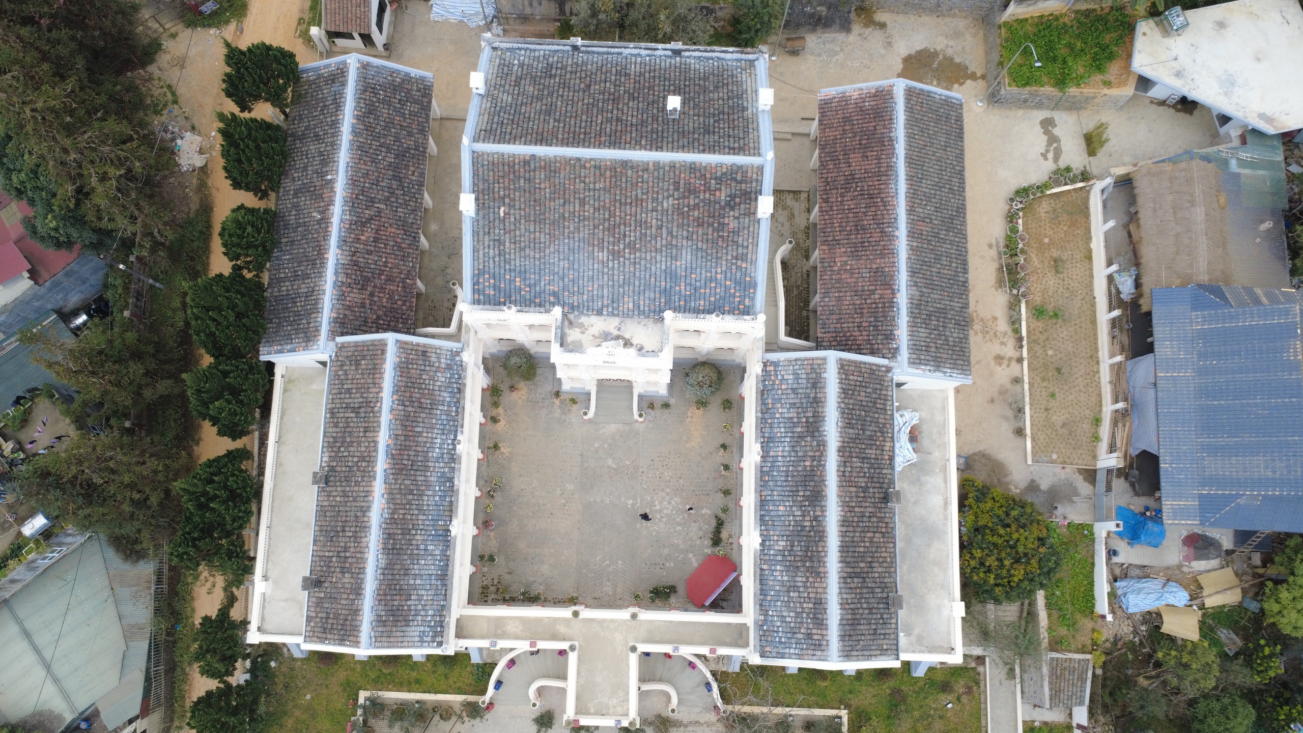 Đến Bắc H&agrave; kh&aacute;m ph&aacute; thi&ecirc;n đường thung lũng hoa, thưởng thức đặc sản thắng cố- Ảnh 15.