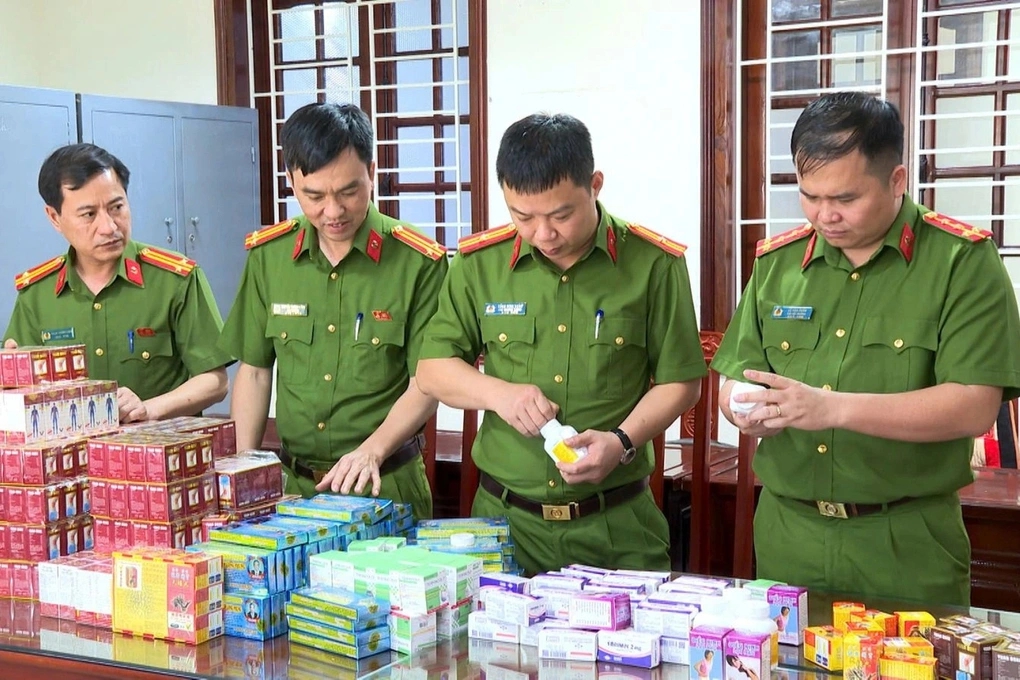 Xử l&yacute; nghi&ecirc;m hoạt động sản xuất, bu&ocirc;n b&aacute;n thuốc chữa bệnh giả, sữa giả- Ảnh 1.