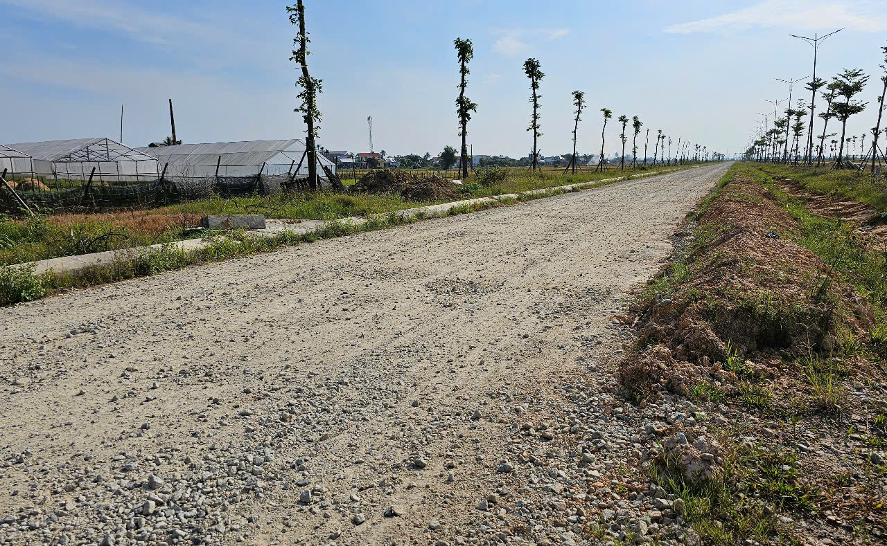 Tuyến đường 5km ở Huế thi c&ocirc;ng 7 năm chưa xong: Nh&agrave; thầu cam kết về đ&iacute;ch trước 30/7- Ảnh 13.