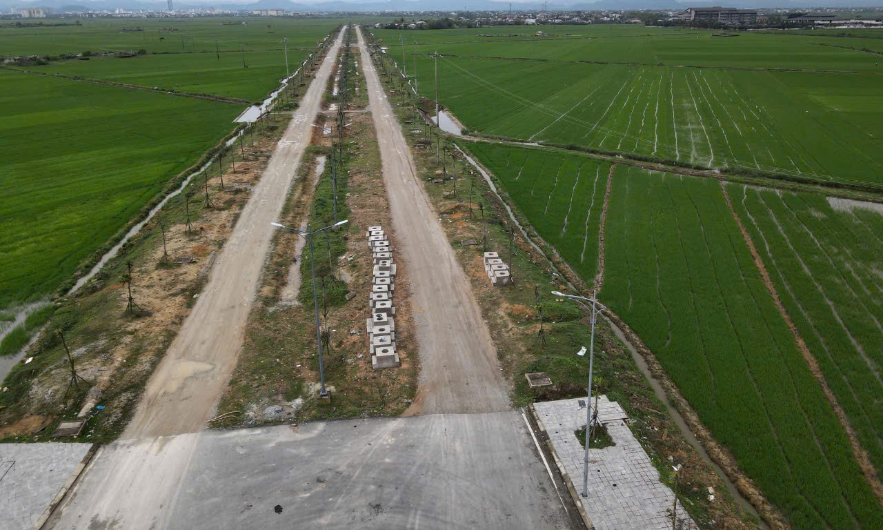 Tuyến đường 5km ở Huế thi c&ocirc;ng 7 năm chưa xong: Nh&agrave; thầu cam kết về đ&iacute;ch trước 30/7- Ảnh 16.