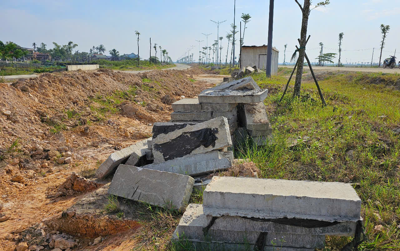 Tuyến đường 5km ở Huế thi c&ocirc;ng 7 năm chưa xong: Nh&agrave; thầu cam kết về đ&iacute;ch trước 30/7- Ảnh 15.