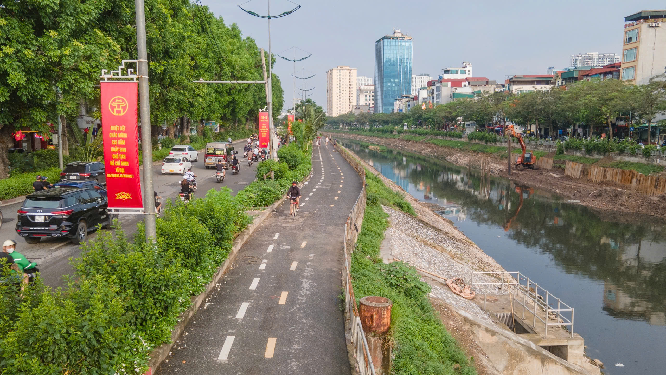 M&ocirc; h&igrave;nh đường xanh ven s&ocirc;ng T&ocirc; Lịch thế n&agrave;o sau hơn một năm th&iacute; điểm?- Ảnh 1.