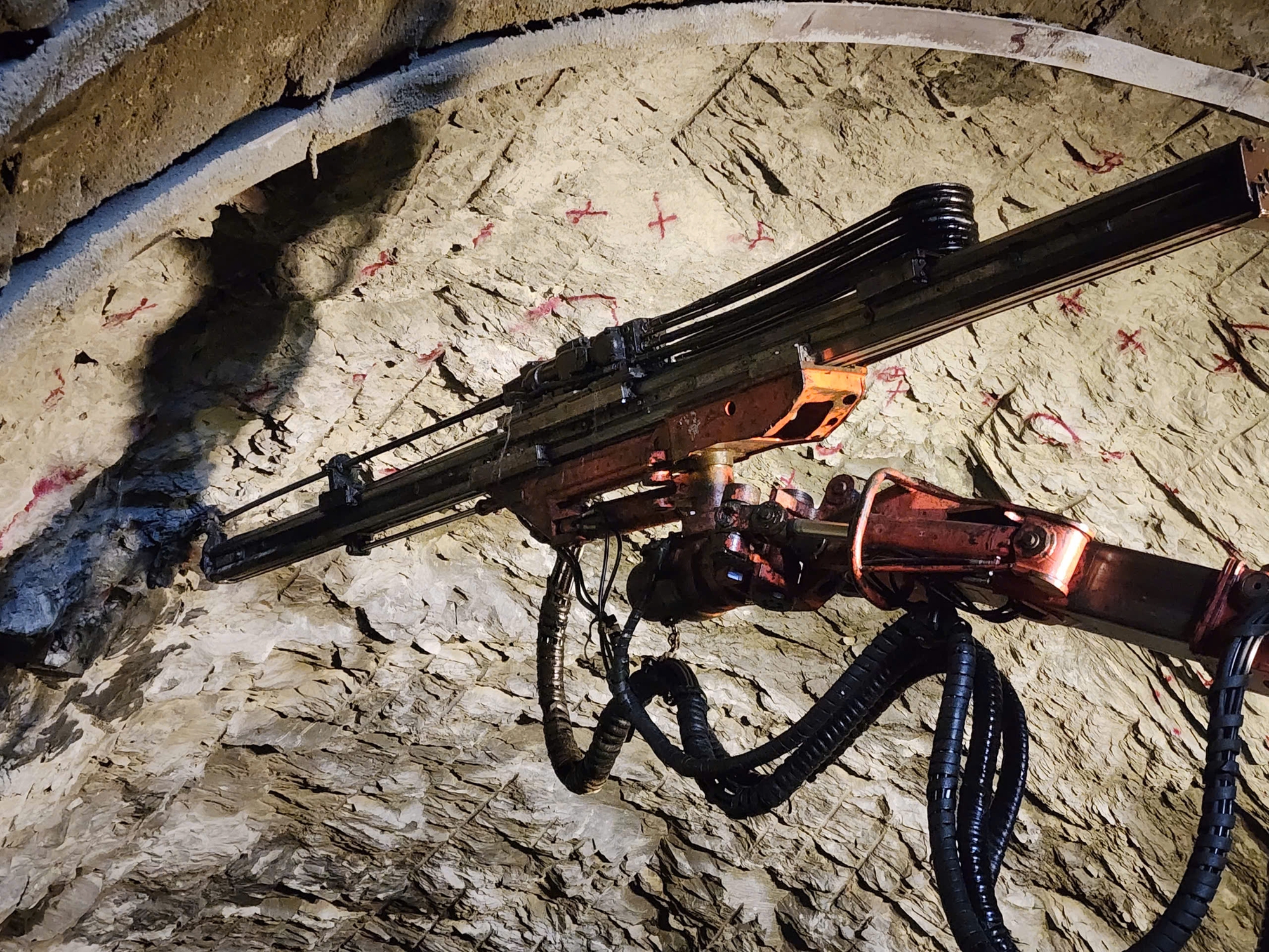 Hầm Đ&egrave;o Ngang tăng tốc th&ocirc;ng hầm ng&agrave;y 15/7: Lo trễ hẹn v&igrave; vướng mặt bằng- Ảnh 3.