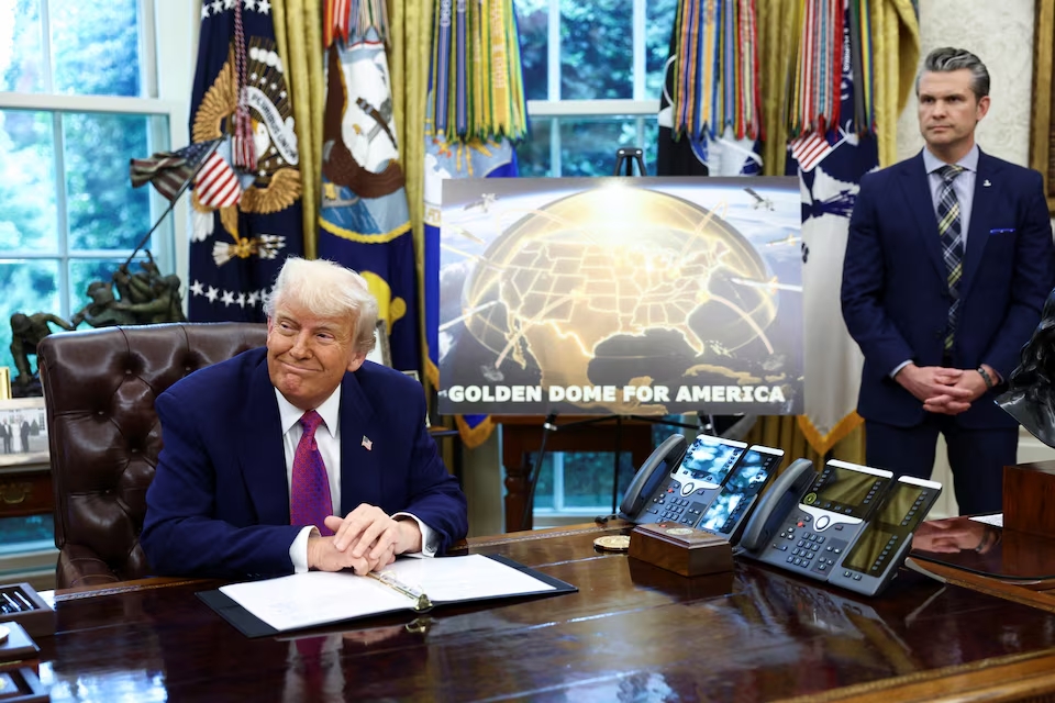 Tổng thống Trump chốt thiết kế l&aacute; chắn V&ograve;m V&agrave;ng trị gi&aacute; 175 tỷ USD- Ảnh 1.