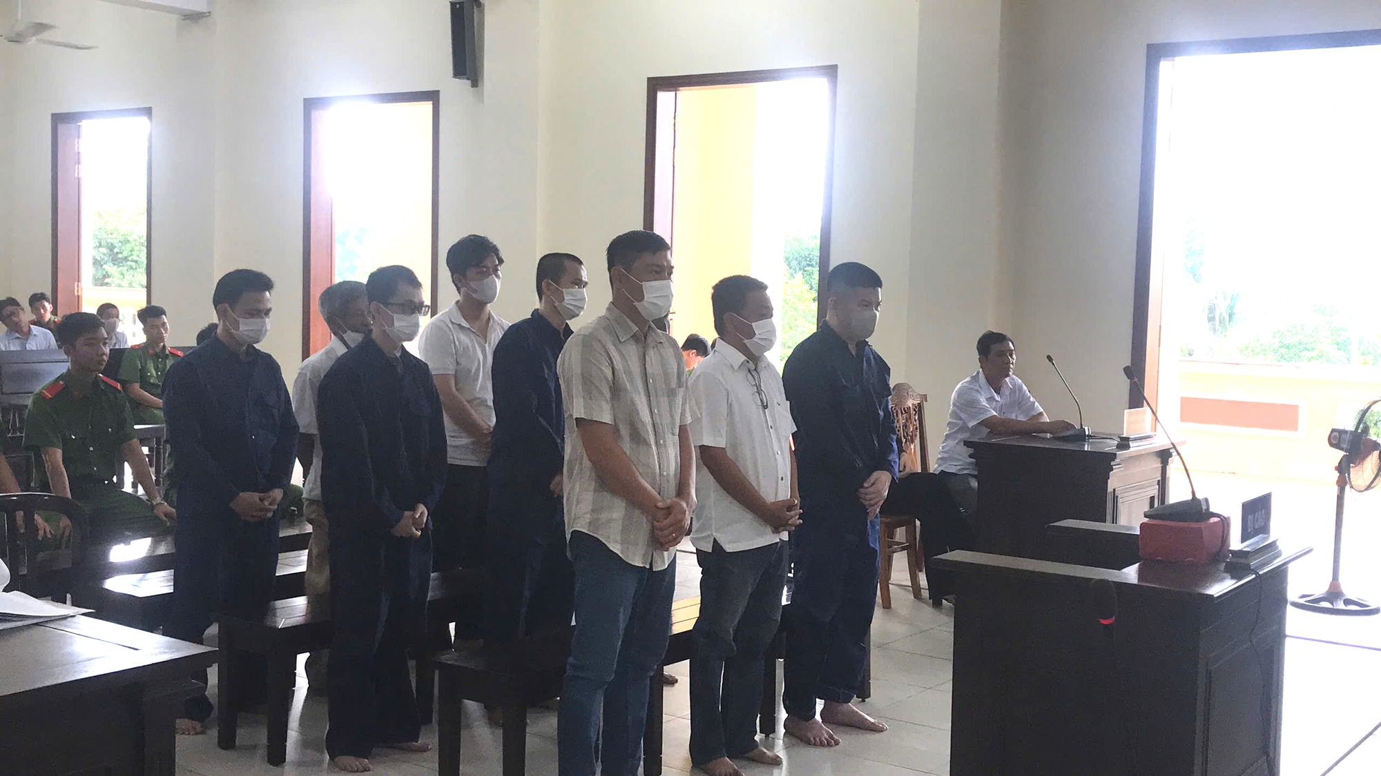 Tuy&ecirc;n &aacute;n 10 bị c&aacute;o trong vụ nhận hối lộ tại trung t&acirc;m đăng kiểm ở Cần Thơ- Ảnh 1.