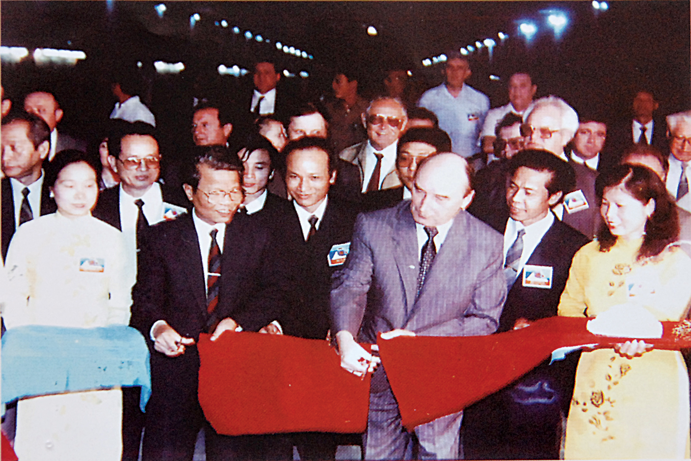 Nguy&ecirc;n Chủ tịch nước Trần Đức Lương v&agrave; những dấu ấn s&acirc;u đậm trong sự ph&aacute;t triển ng&agrave;nh điện- Ảnh 2.