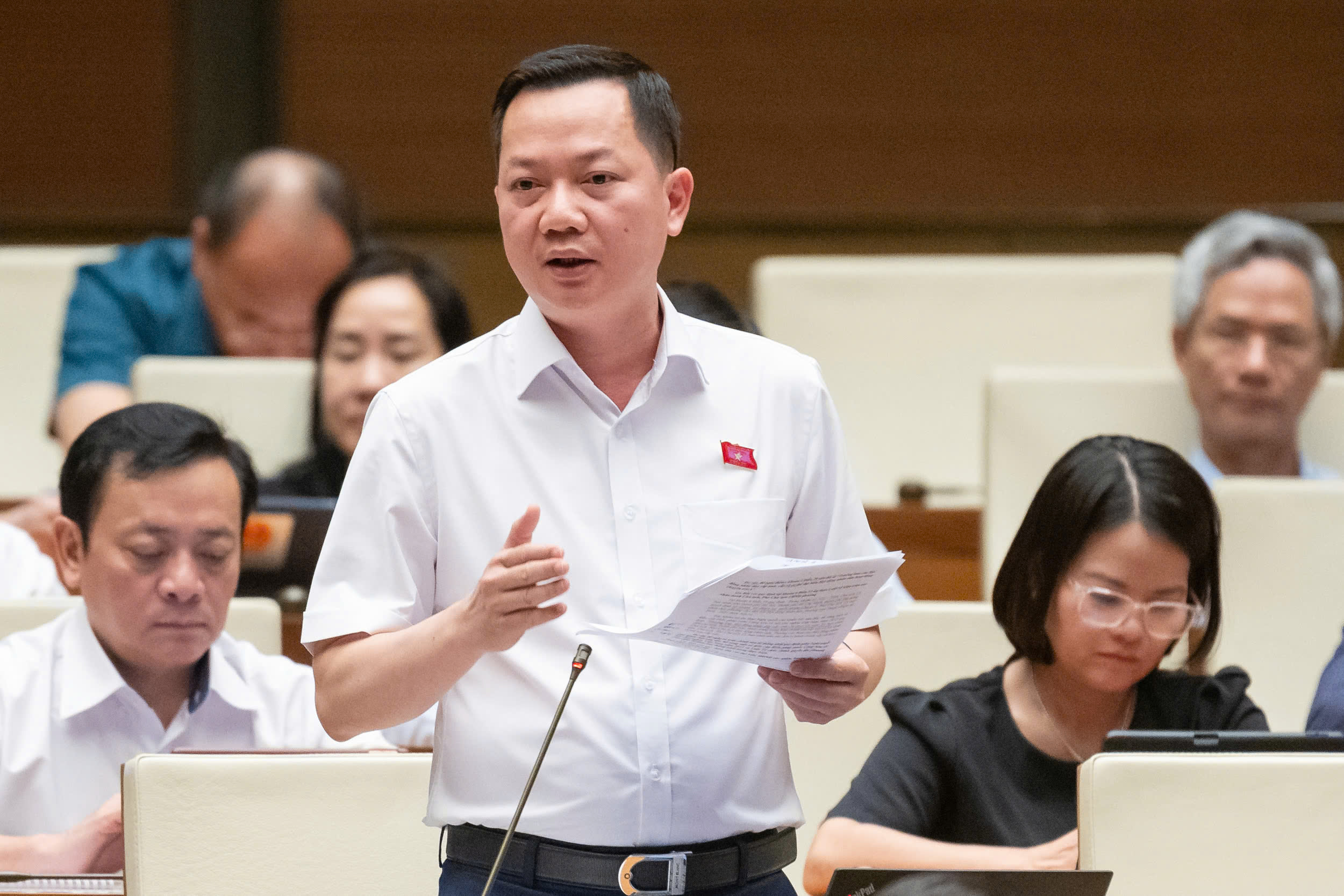 Bộ trưởng T&agrave;i ch&iacute;nh l&yacute; giải đưa cơ chế xử l&yacute; vướng mắc dự &aacute;n BOT v&agrave;o luật- Ảnh 1.