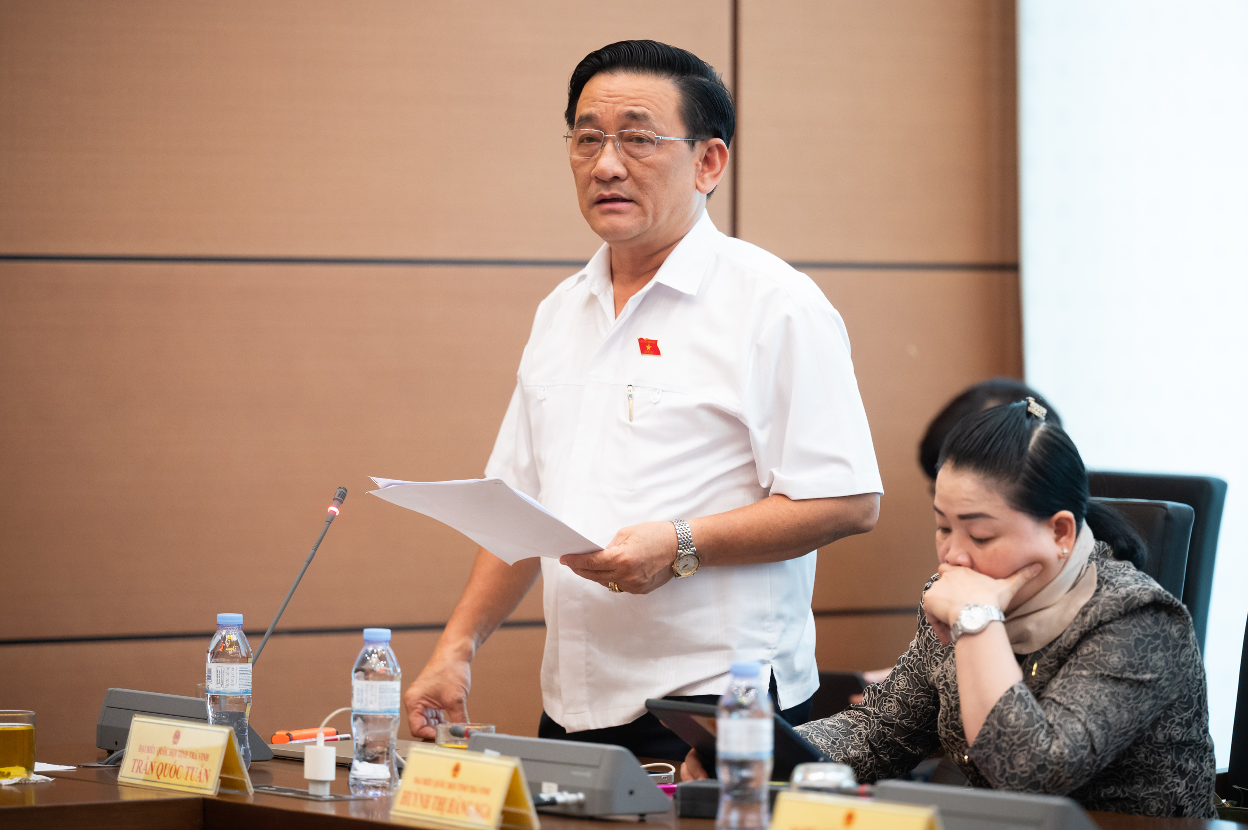 Chủ tịch Quốc hội: Phải kiểm điểm nghi&ecirc;m t&uacute;c khi để h&agrave;ng giả, h&agrave;ng nh&aacute;i lộng h&agrave;nh- Ảnh 2.