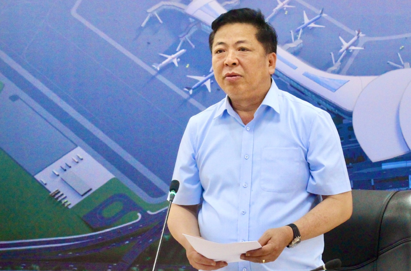 Minister Tran Hong Minh urges Long Thanh Airport, Expressways done by end of 2025- Ảnh 1. Minister Tran Hong Minh urges Long Thanh Airport, Expressways done by end of 2025- Ảnh 1.