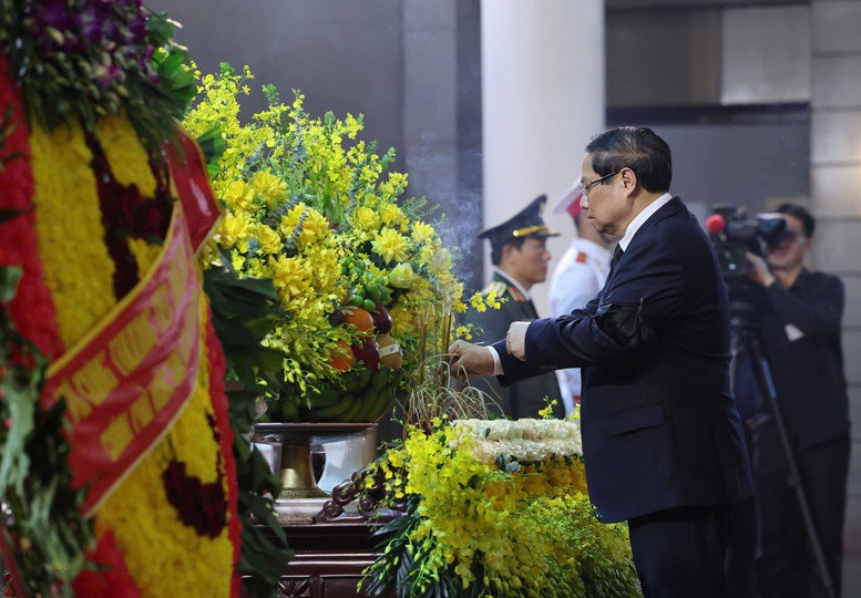 L&atilde;nh đạo Đảng, Nh&agrave; nước tiễn biệt nguy&ecirc;n Chủ tịch nước Trần Đức Lương- Ảnh 10.