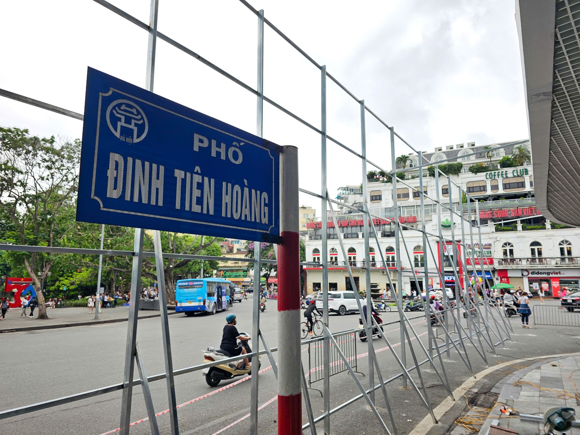 H&agrave; Nội: Dựng r&agrave;o chắn, chuẩn bị ph&aacute; dỡ to&agrave; nh&agrave; "H&agrave;m c&aacute; mập"- Ảnh 4.