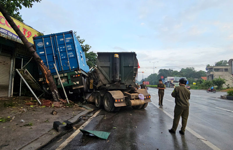 Hiện trường vụ tai nạn. Hiện trường vụ tai nạn.