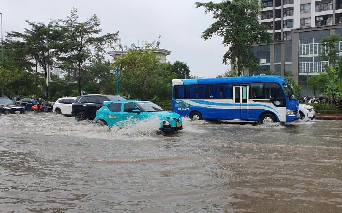 TP.HCM: Hễ mưa là ngập, người dân chật vật về nhà- Ảnh 9. Làm gì để các đô thị lớn hết cảnh ngập úng?