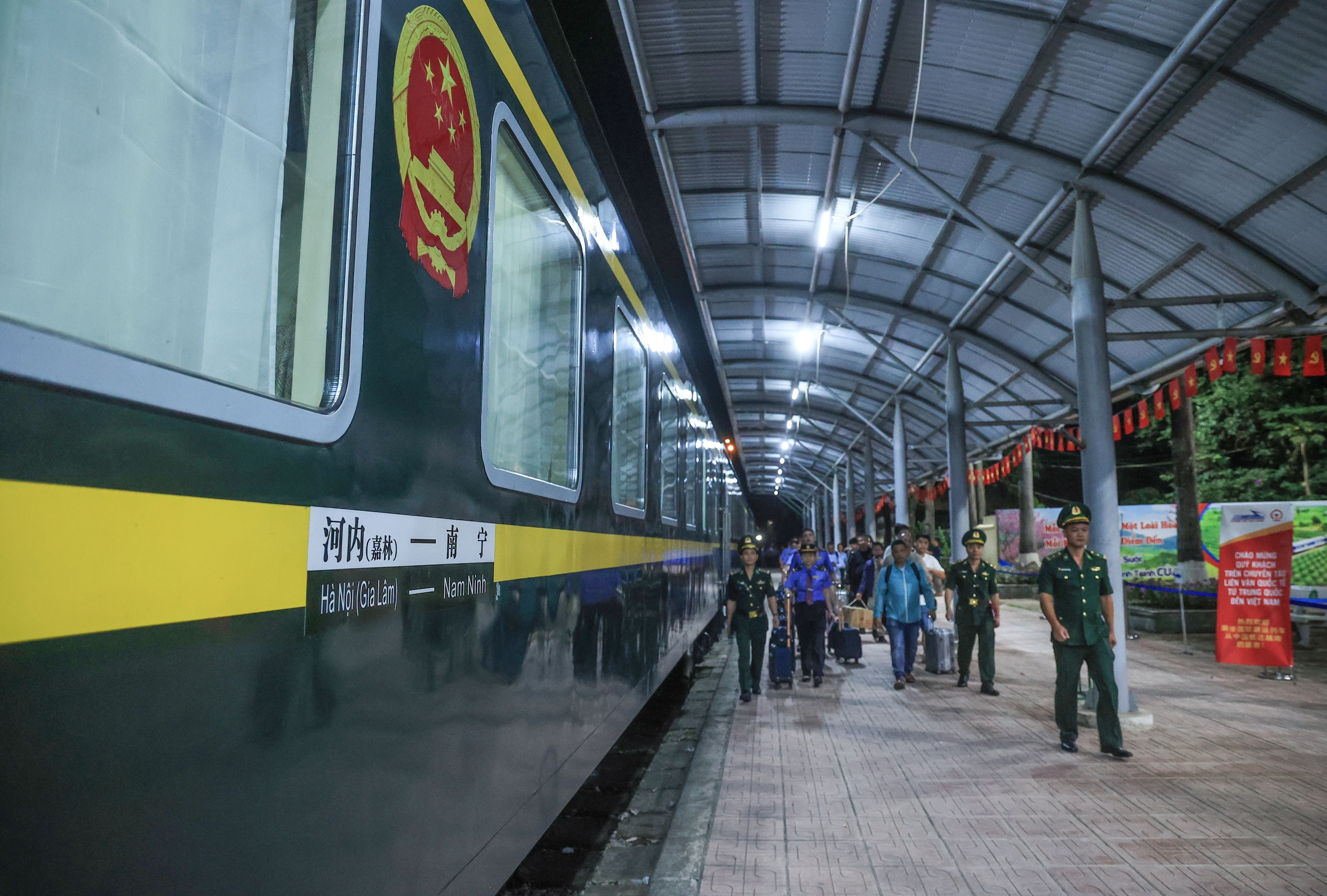 T&agrave;u li&ecirc;n vận quốc tế đầu ti&ecirc;n đến ga Đồng Đăng sau 5 năm gi&aacute;n đoạn- Ảnh 3.