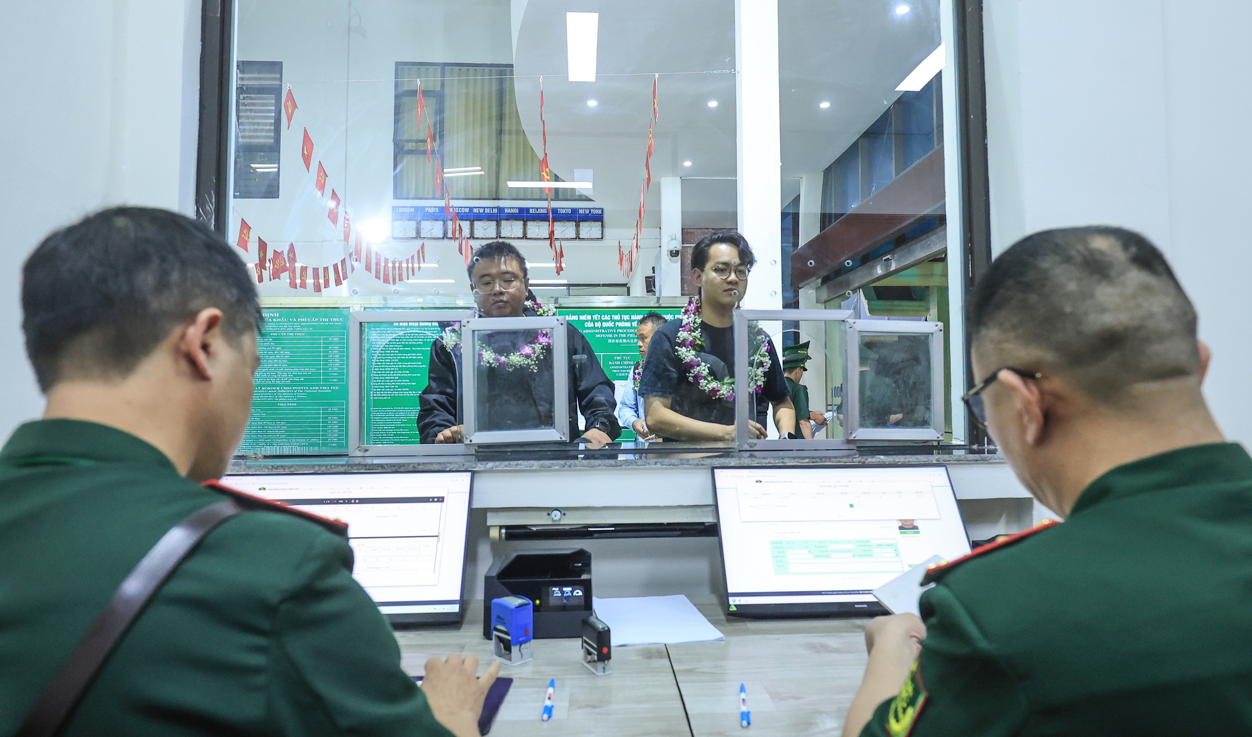 T&agrave;u li&ecirc;n vận quốc tế đầu ti&ecirc;n đến ga Đồng Đăng sau 5 năm gi&aacute;n đoạn- Ảnh 9.