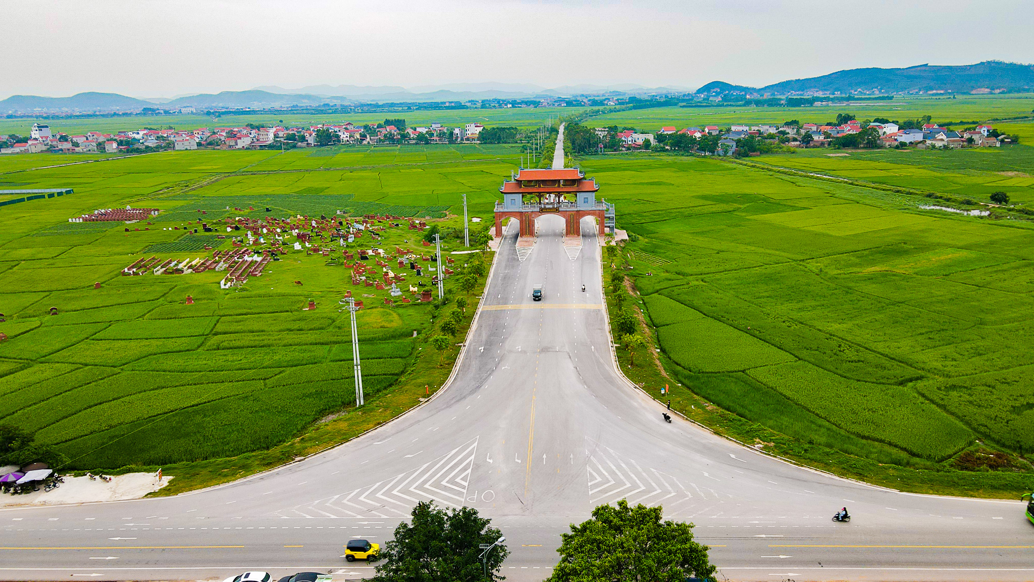 Bắc Giang: Cận cảnh tuyến đường sắp được chi gần 1,8 ngh&igrave;n tỷ đồng để n&acirc;ng cấp, mở rộng- Ảnh 6.