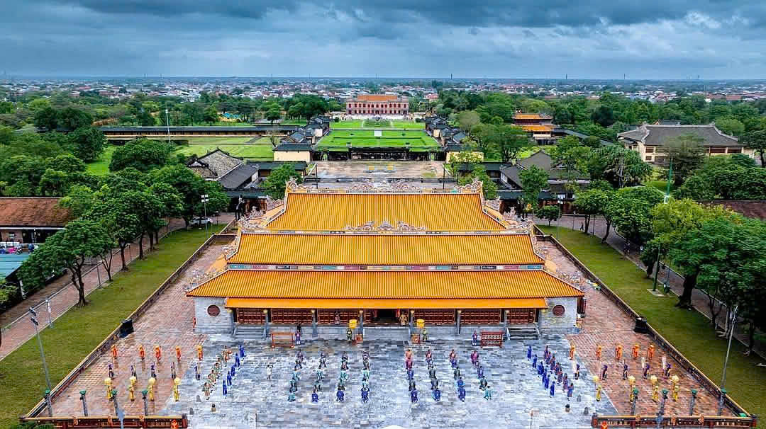 Cận cảnh nơi trưng b&agrave;y ngai vua triều Nguyễn bị đối tượng x&acirc;m hại- Ảnh 2.