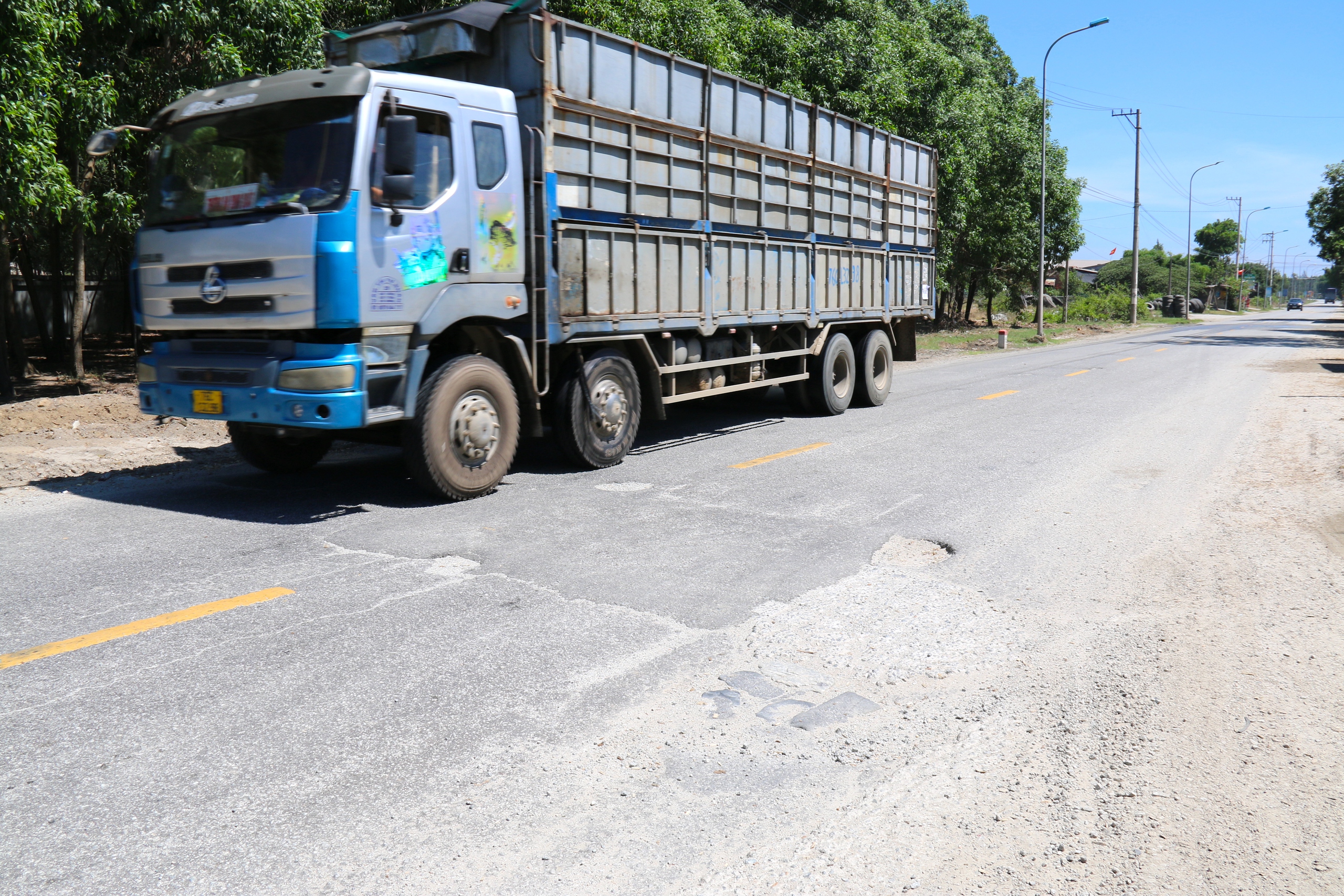 Cấp thiết n&acirc;ng cấp đường kết nối cảng Dung Quất với quốc lộ v&agrave; cao tốc- Ảnh 5.