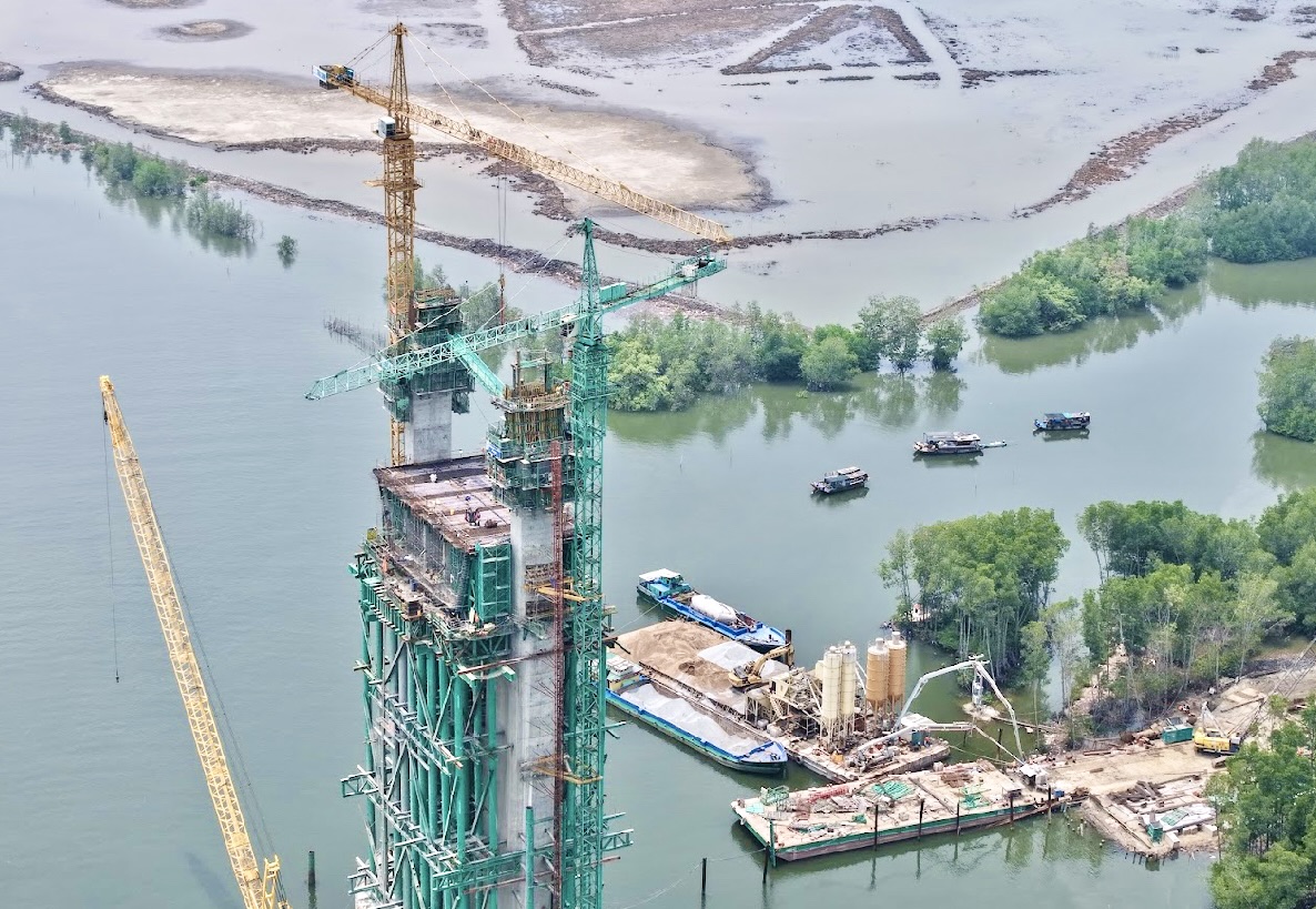 H&igrave;nh ảnh mới nhất cầu Phước An 4.900 tỷ đồng c&oacute; nhịp ch&iacute;nh d&agrave;i nhất Đ&ocirc;ng Nam &Aacute;- Ảnh 15.