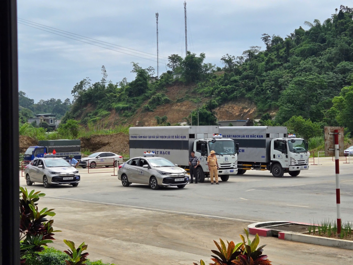 C&ocirc;ng an Bắc Kạn tổ chức kỳ s&aacute;t hạch l&aacute;i xe đầu ti&ecirc;n cho 127 học vi&ecirc;n- Ảnh 6.