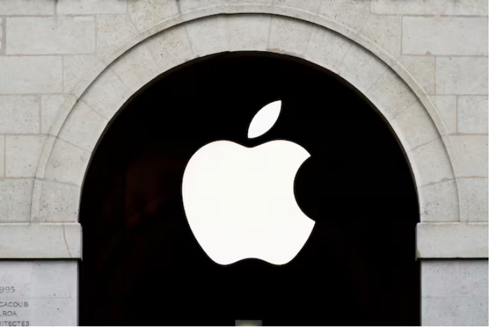 Cổ phiếu c&aacute;c nh&agrave; cung cấp của Apple lao dốc sau khi &ocirc;ng Trump đe dọa &aacute;p thuế- Ảnh 1.
