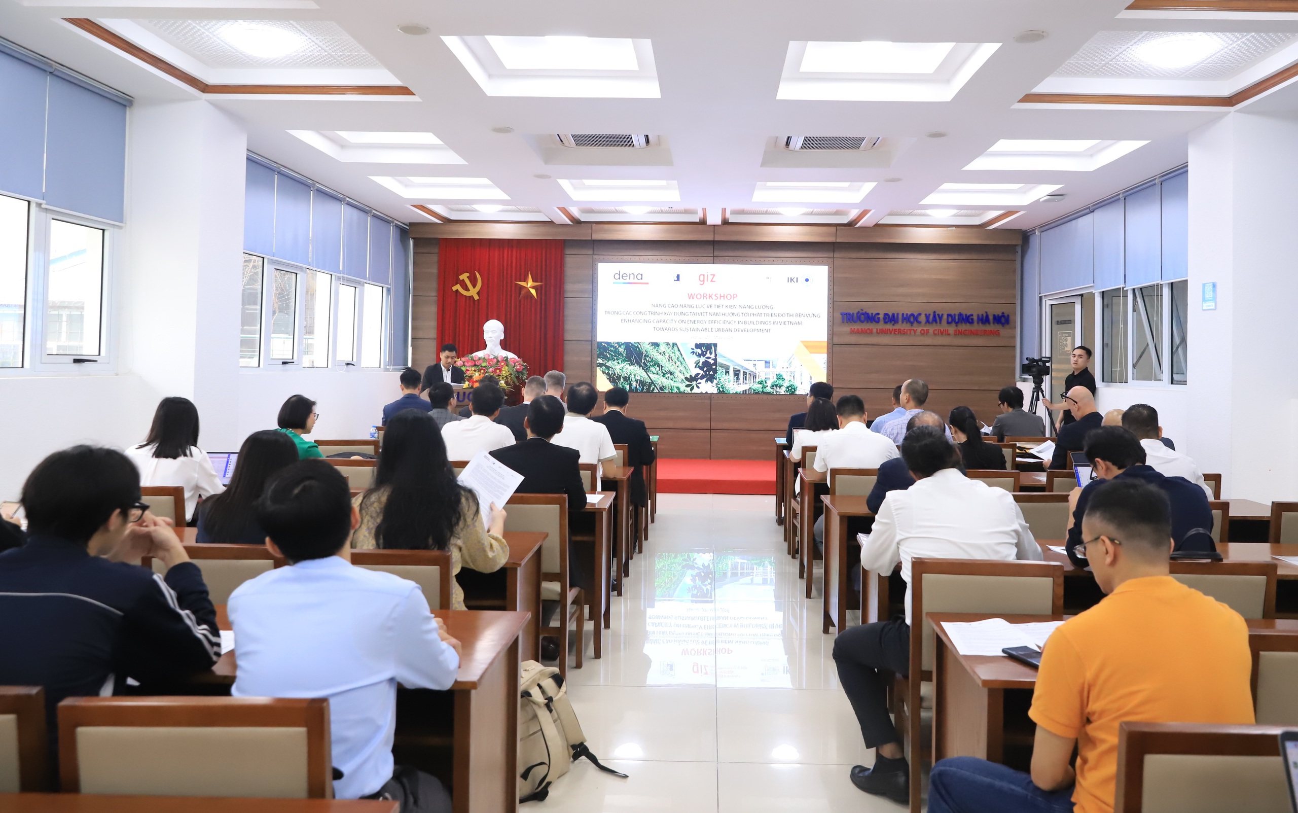 Xanh h&oacute;a c&aacute;c c&ocirc;ng tr&igrave;nh tại Việt Nam: Hướng tới ph&aacute;t triển đ&ocirc; thị bền vững- Ảnh 1.