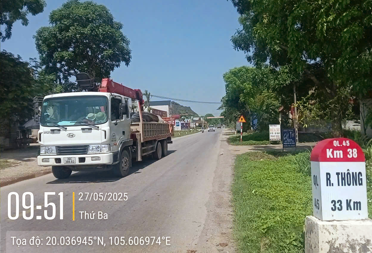 Thanh H&oacute;a: Đoạn đường hay xảy ra tai nạn v&agrave;o ban đ&ecirc;m sẽ được lắp đ&egrave;n cao &aacute;p- Ảnh 1.