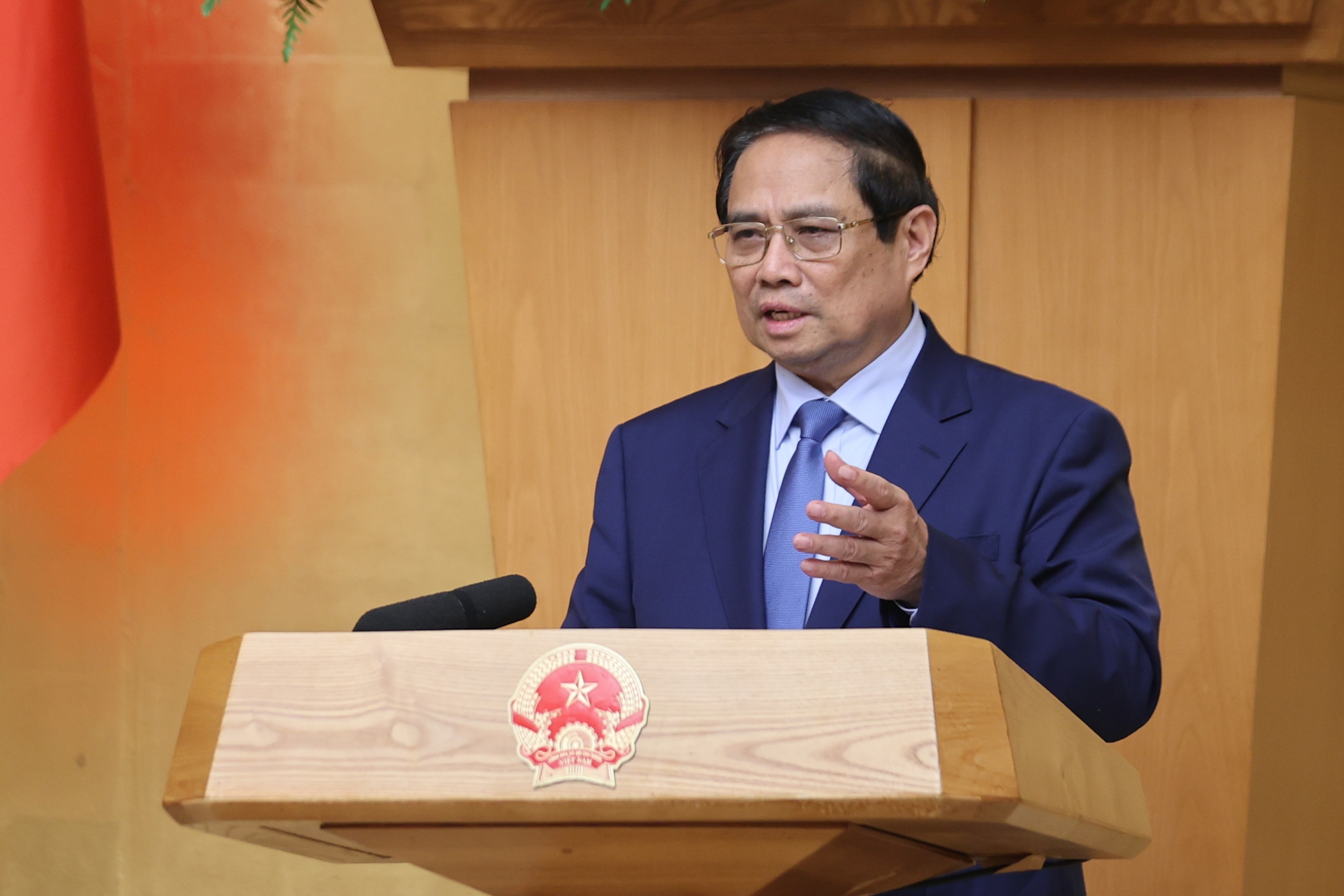 Thủ tướng: Ho&agrave;n th&agrave;nh thẩm định 28 dự thảo nghị định trong ng&agrave;y 30/5- Ảnh 1.